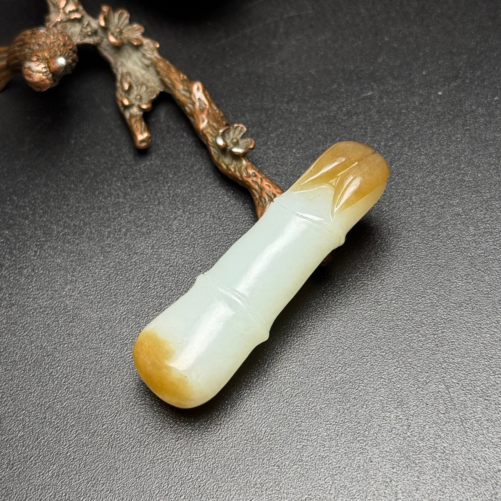 An Exquisite White Jade Bamboo Pattern Pendant - 7