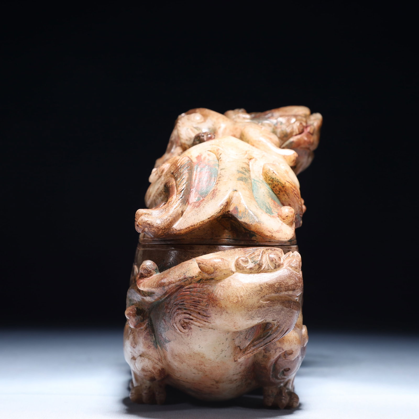 An Exquisite White Jade Beast Pattern Ornament - 5