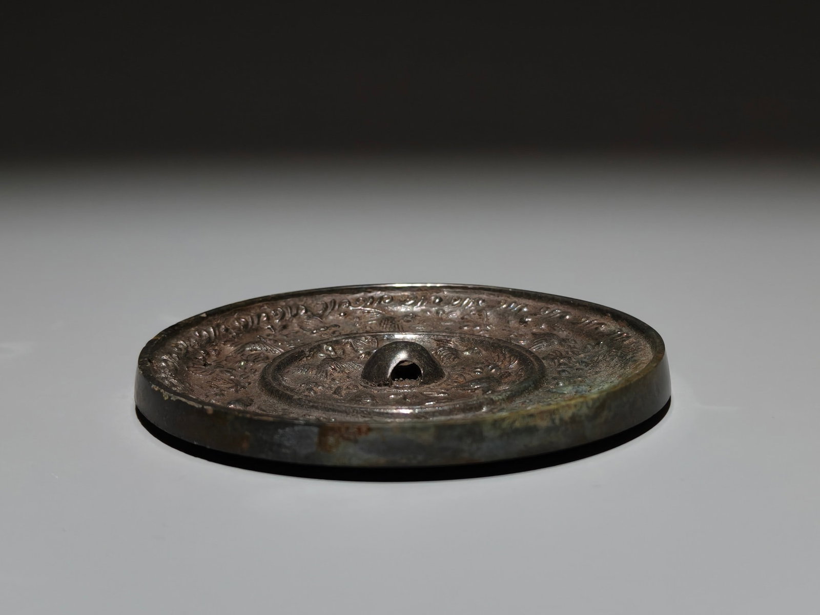 An Exquisite Bronze Flower and Bird Pattern Mirror - 9
