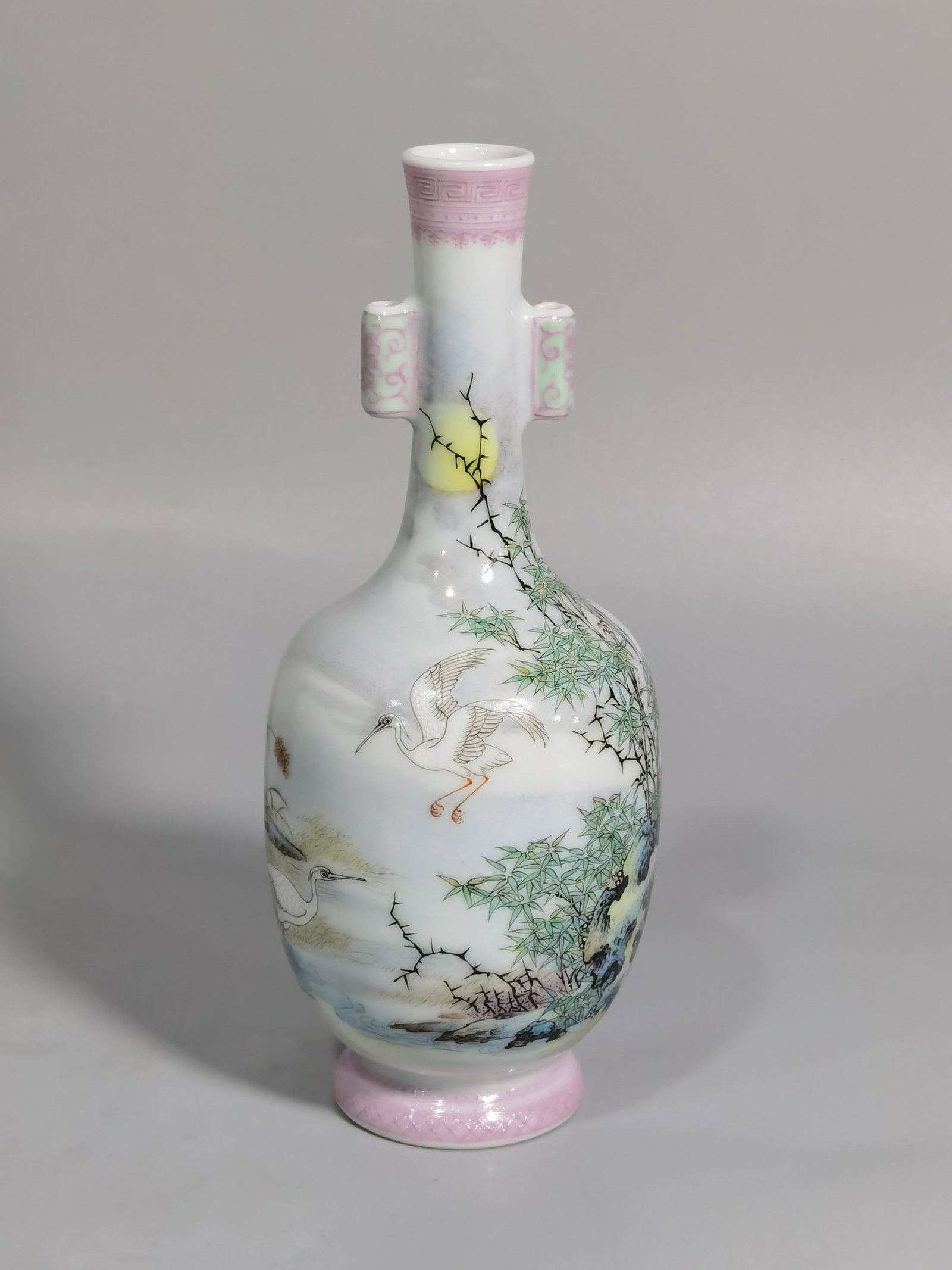 An Exquisite Enamel Flower and Bird Pattern Vase,with poem: An Exquisite Enamel Flower and Bird Pattern Vase,with poem,Qing Dynasty,China,Yongzheng Four-character Mark,Size:6.5inx2.7in 珐琅彩花鸟纹瓶,带诗&#