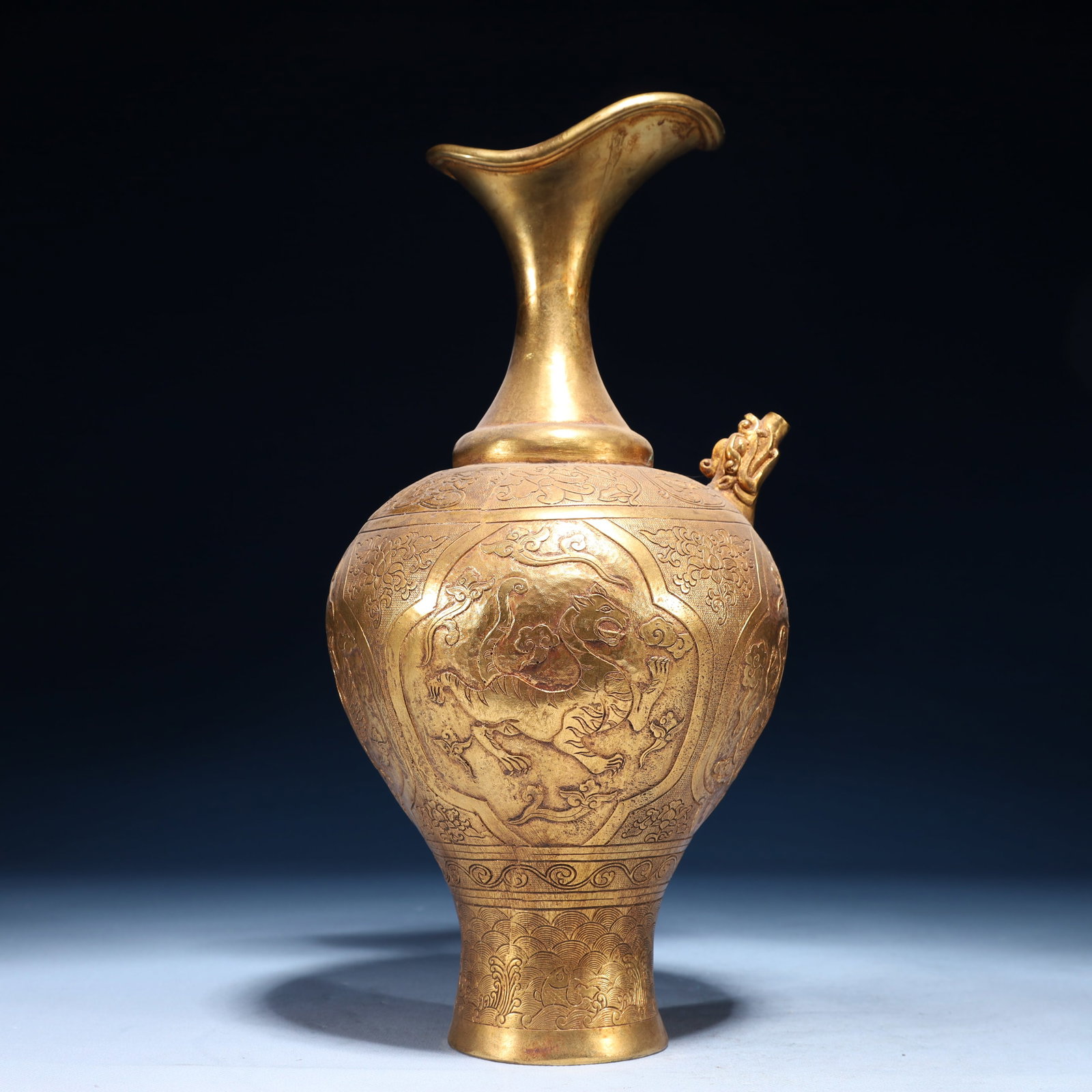 An Exquisite Gilt Bronze Auspicious Beast Pattern Vase (1 of 11)