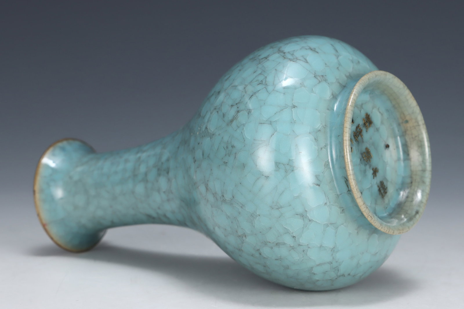 An Exquisite Ru yao Vase - 7