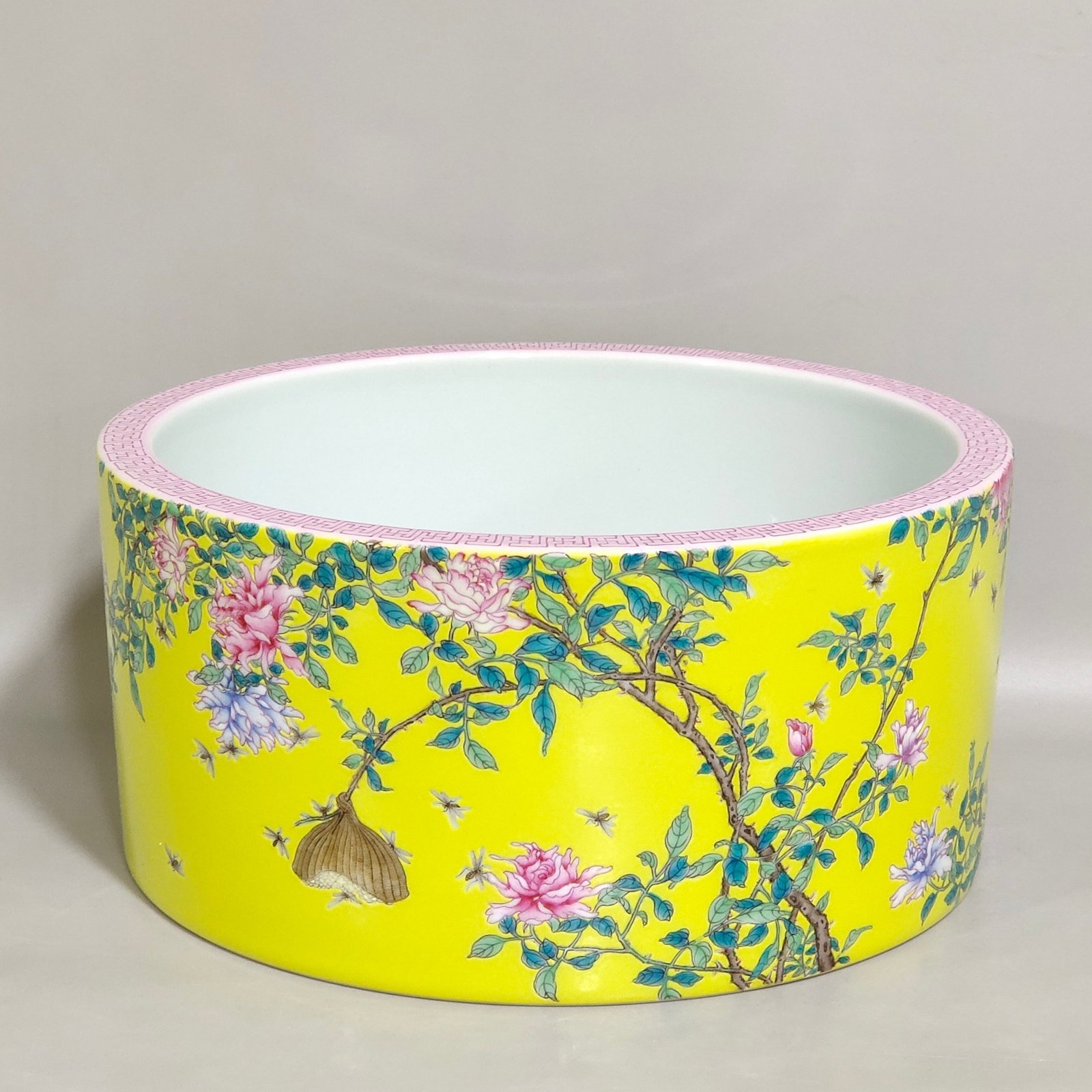 An Exquisite Yellow Glazed Famille-Rose Flower Pattern Brush Washer: An Exquisite Yellow Glazed Famille-Rose Flower Pattern Brush Washer,Qing Dynasty,China,Qianlong Six-character Mark,Size:3.5inx7.2in 黄釉粉彩花卉纹笔