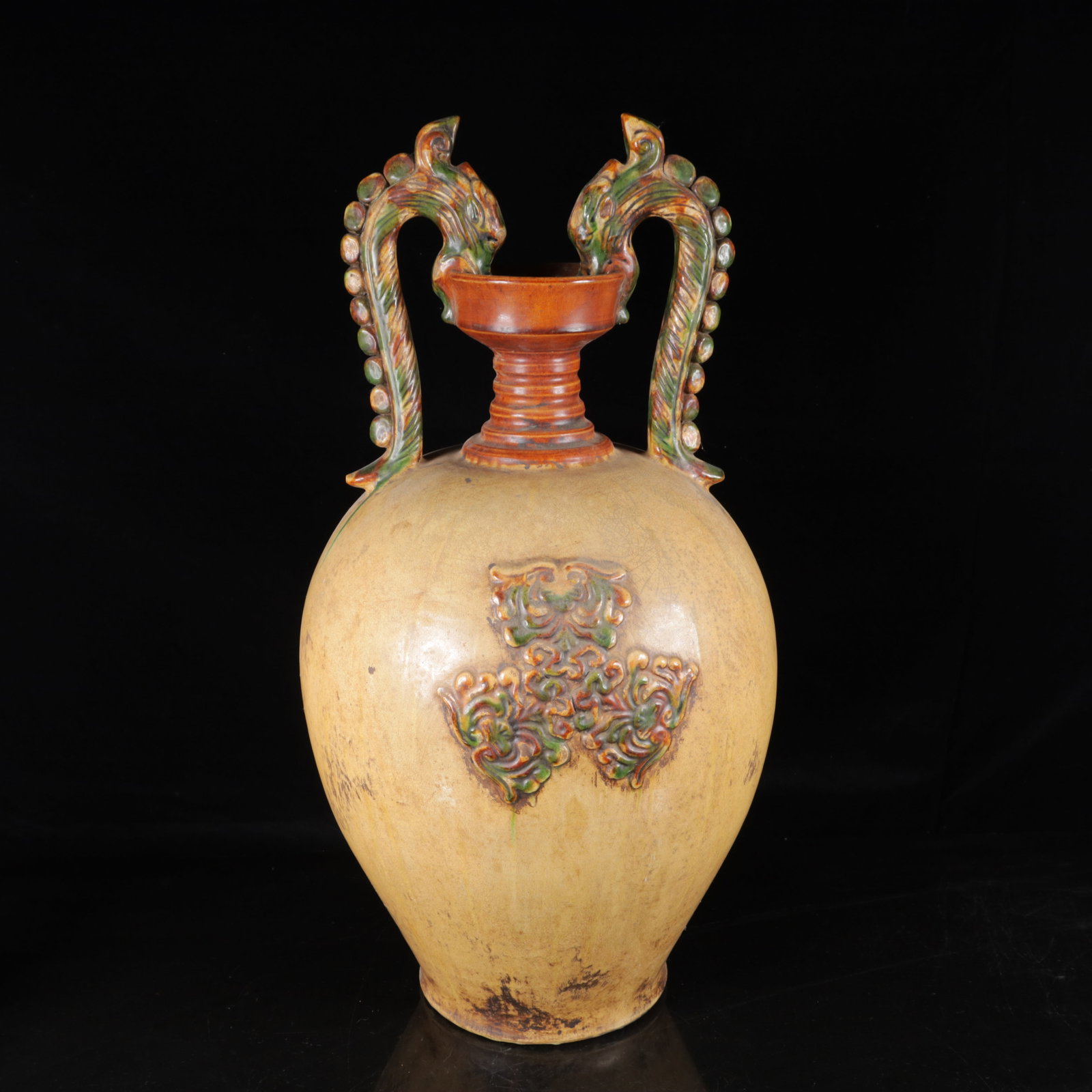 An Exquisite Tang Tri-Color Glazed Pottery Dragon Pattern Double-Ears Vase (1 of 12)