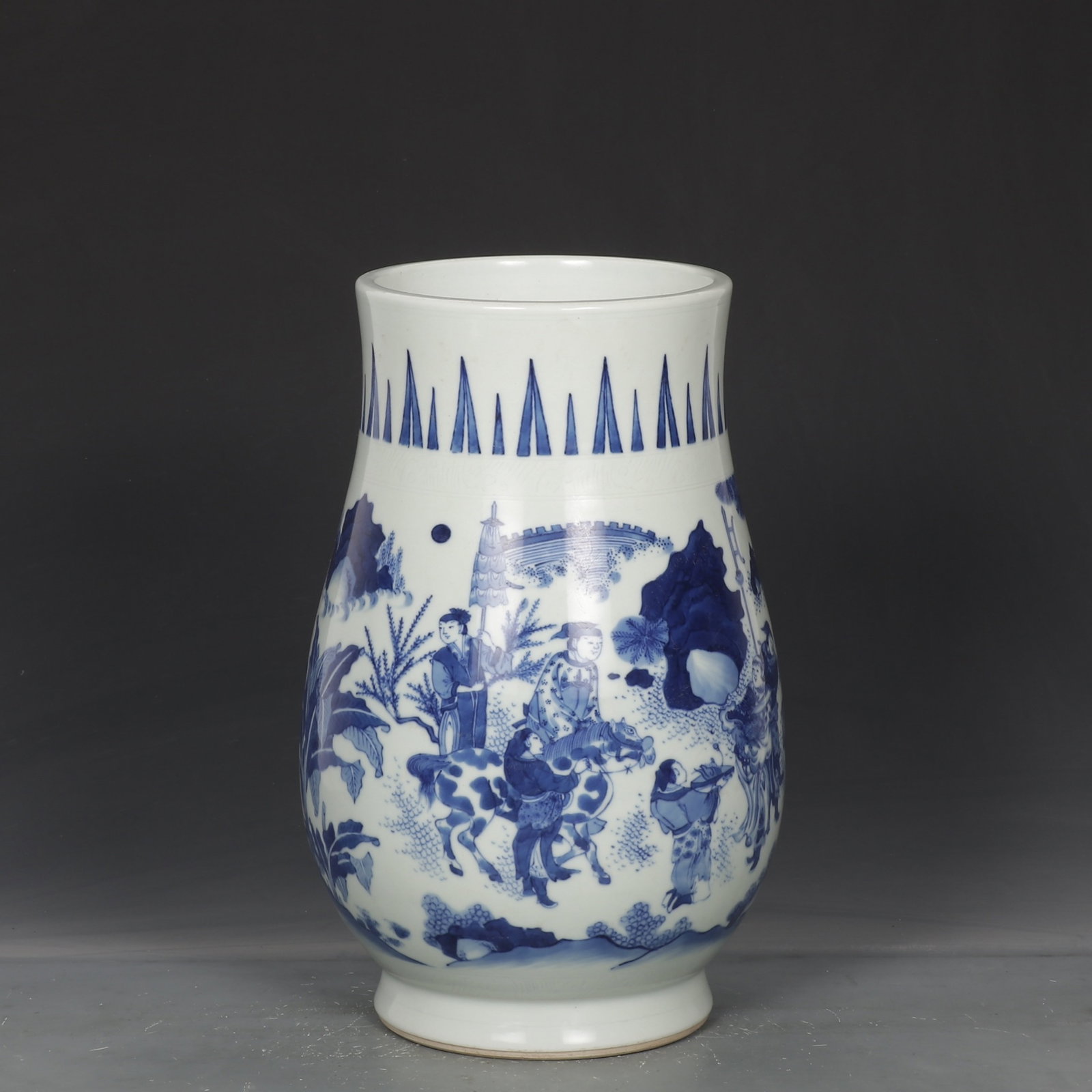 A Rare Blue and White Character and Story Pattern Vase: A Rare Blue and White Character and Story Pattern Vase,Qing Dynasty,China,With Mark,Size:12inx7.5in 青花人物故事纹瓶,中国清代,&#