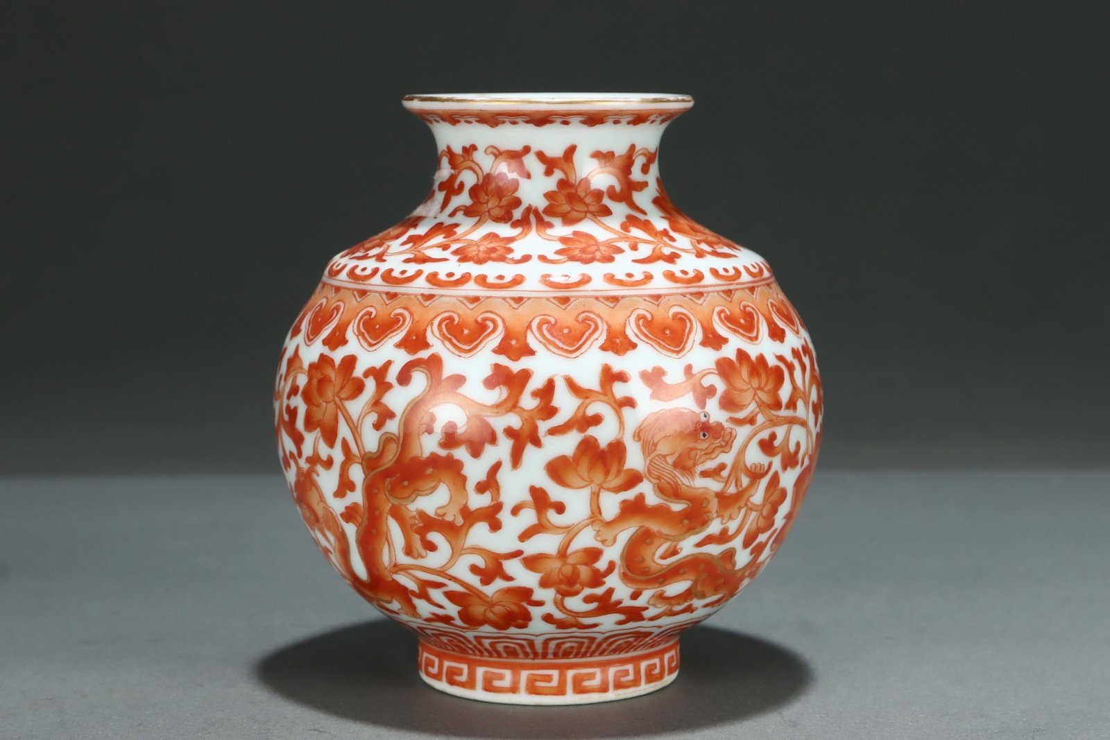 An Exquisite Iron-Red Lotus Pattern Jar - 2