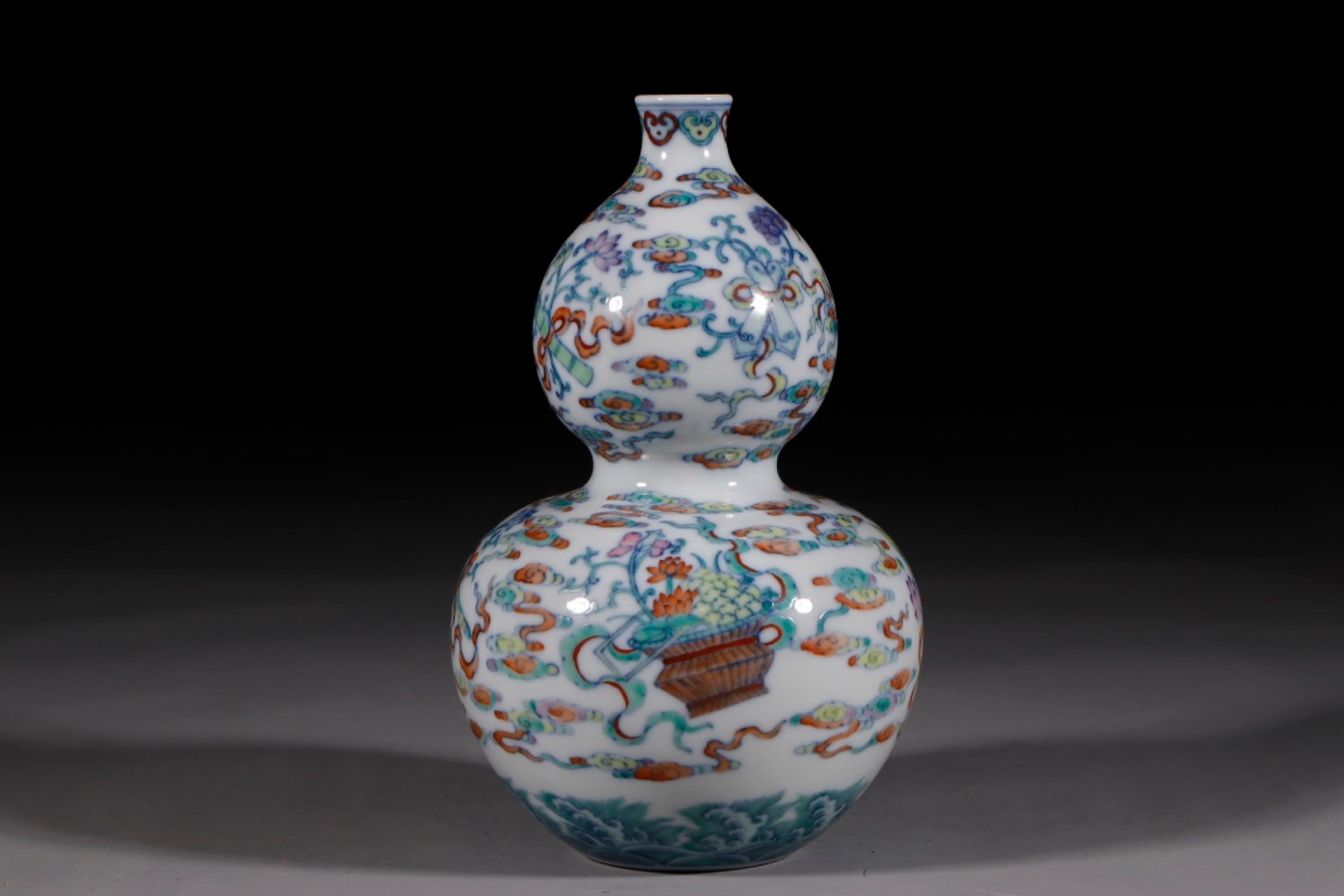 An Exquisite Doucai Eight Treasures Pattern Gourd-Shaped Vase: An Exquisite Doucai Eight Treasures Pattern Gourd-Shaped Vase,Qing Dynasty,China,Yongzheng Six-character Mark,Size:7.5in 斗彩八宝纹葫芦瓶,中ࢲ