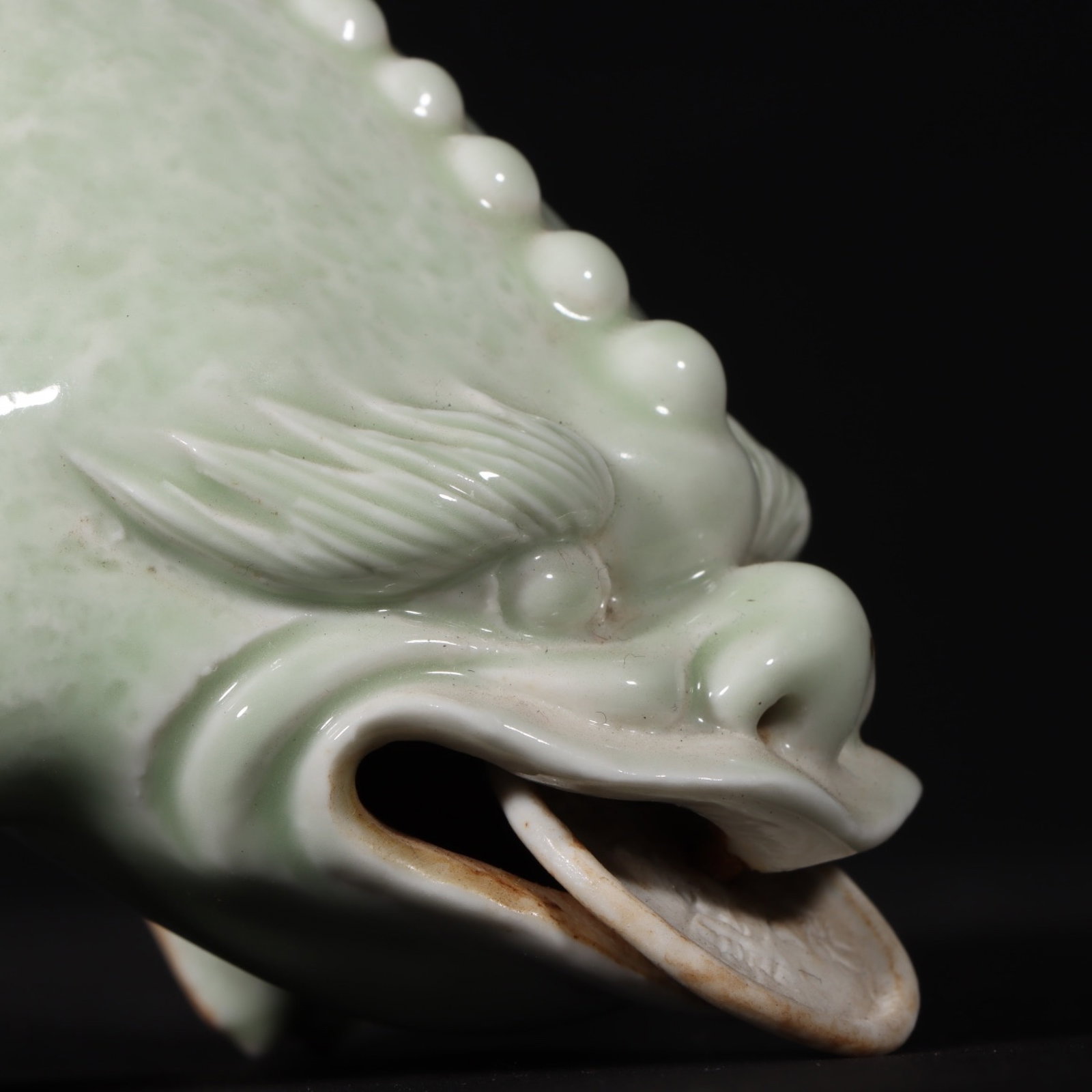 An Exquisite Celadon Glazed Toad Ornament - 8