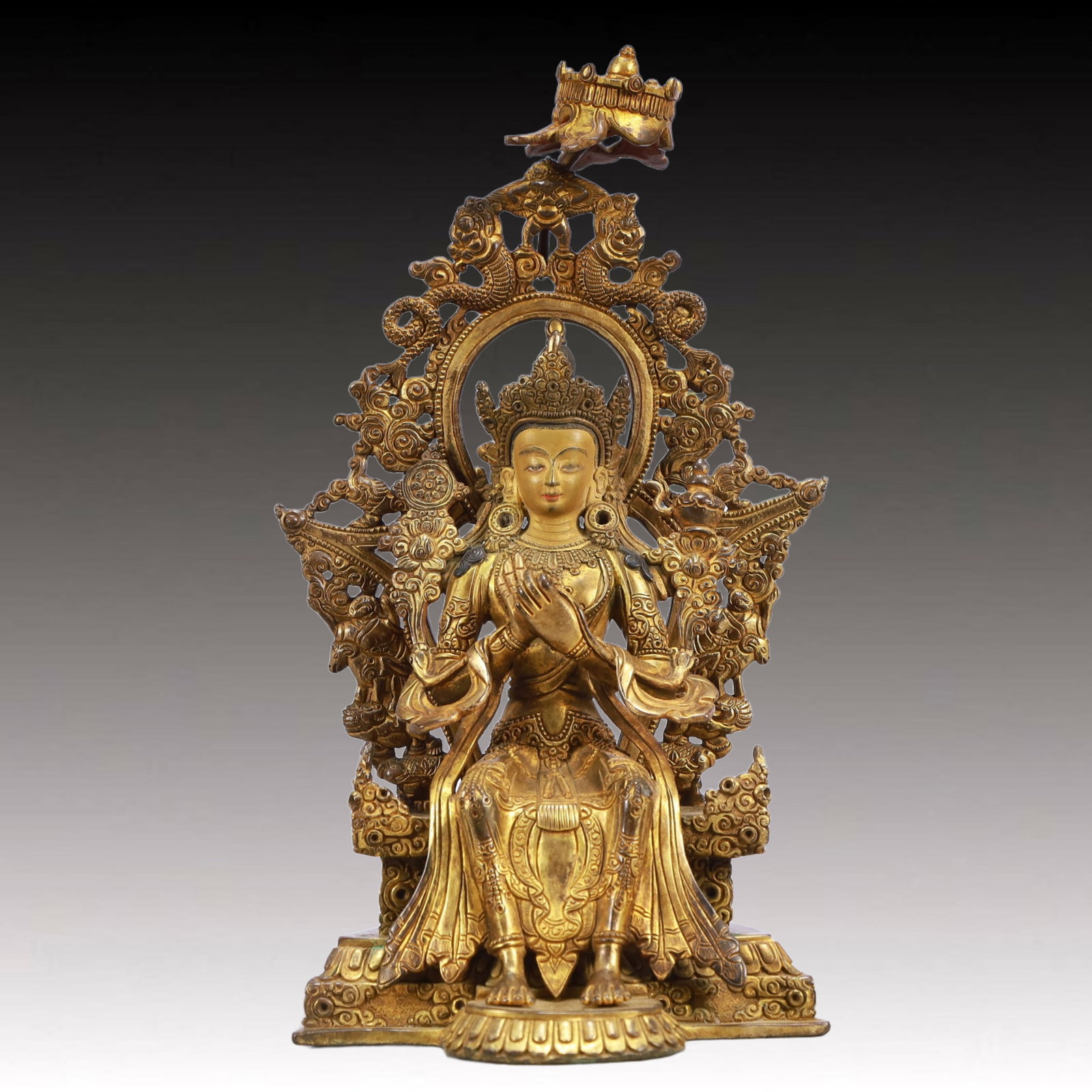 A Solemn Gilt Bronze Statue of Bodhisattva: A Solemn Gilt Bronze Statue of Bodhisattva,Qing Dynasty, China,Size:5.5inx4.3inx10.6in,Weight:2250g 铜鎏金菩萨像,中国清代