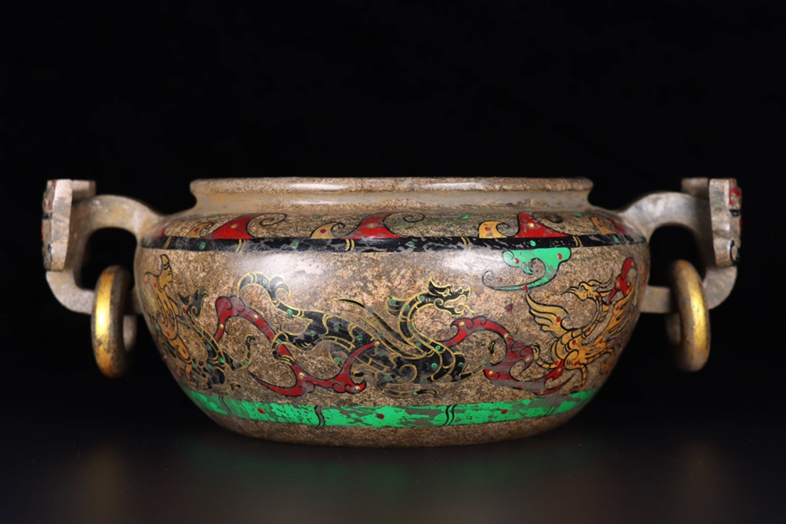 An Exquisite Gaogu Jade Painted Color Dragon Pattern Beast-Ears Censer: An Exquisite Gaogu Jade Painted Color Dragon Pattern Beast-Ears Censer,Qing Dynasty, China,Size:11inx8.5inx3.9in,Weight:1984g 高古玉彩绘龙纹兽耳&#