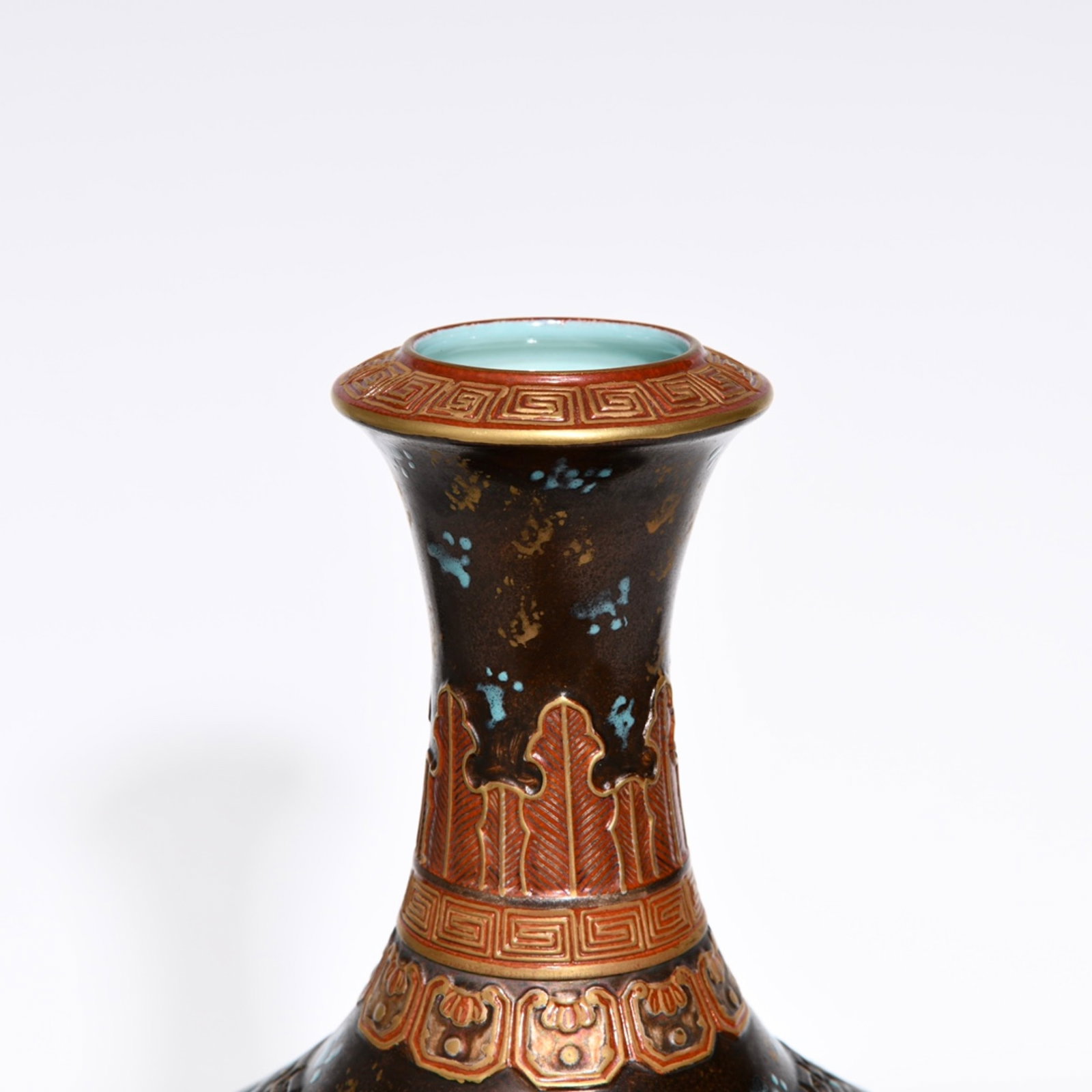 An Exquisite Bronze Glazed Gilt Vase - 5