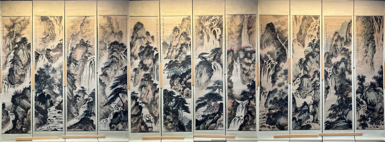 A Set of Chinese Vertical Scroll Ink Painting of Landscape on Paper: A Set of Chinese Vertical Scroll Ink Painting of Landscape on Paper,Fu Baoshi,Size:(Without frame)53.9inx13in*12,(entirety)70.1inx15.7in*12s 一套中国水墨山