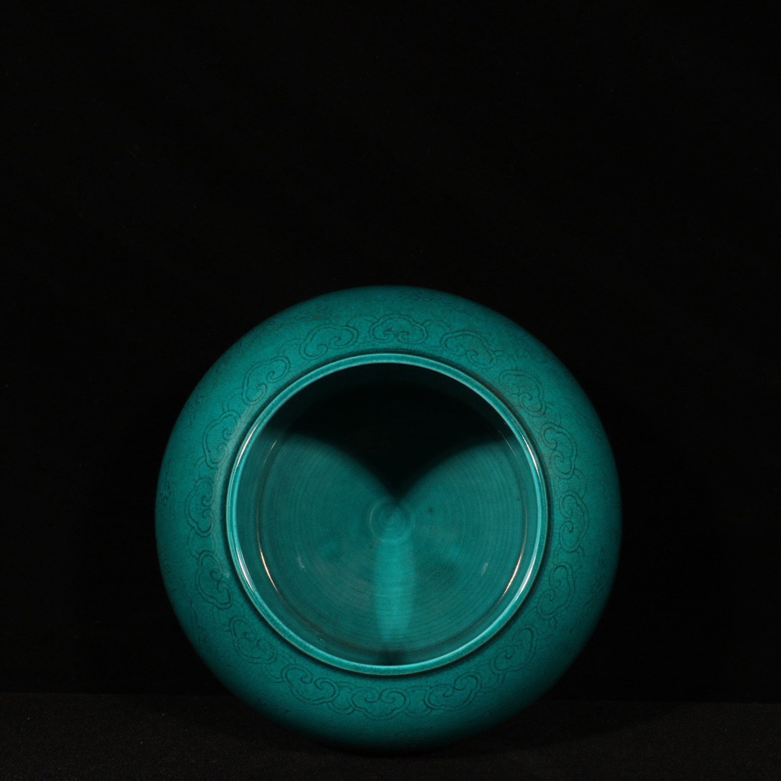 An Exquisite Green Auspicious Cloud and Dragon Pattern Washer - 8