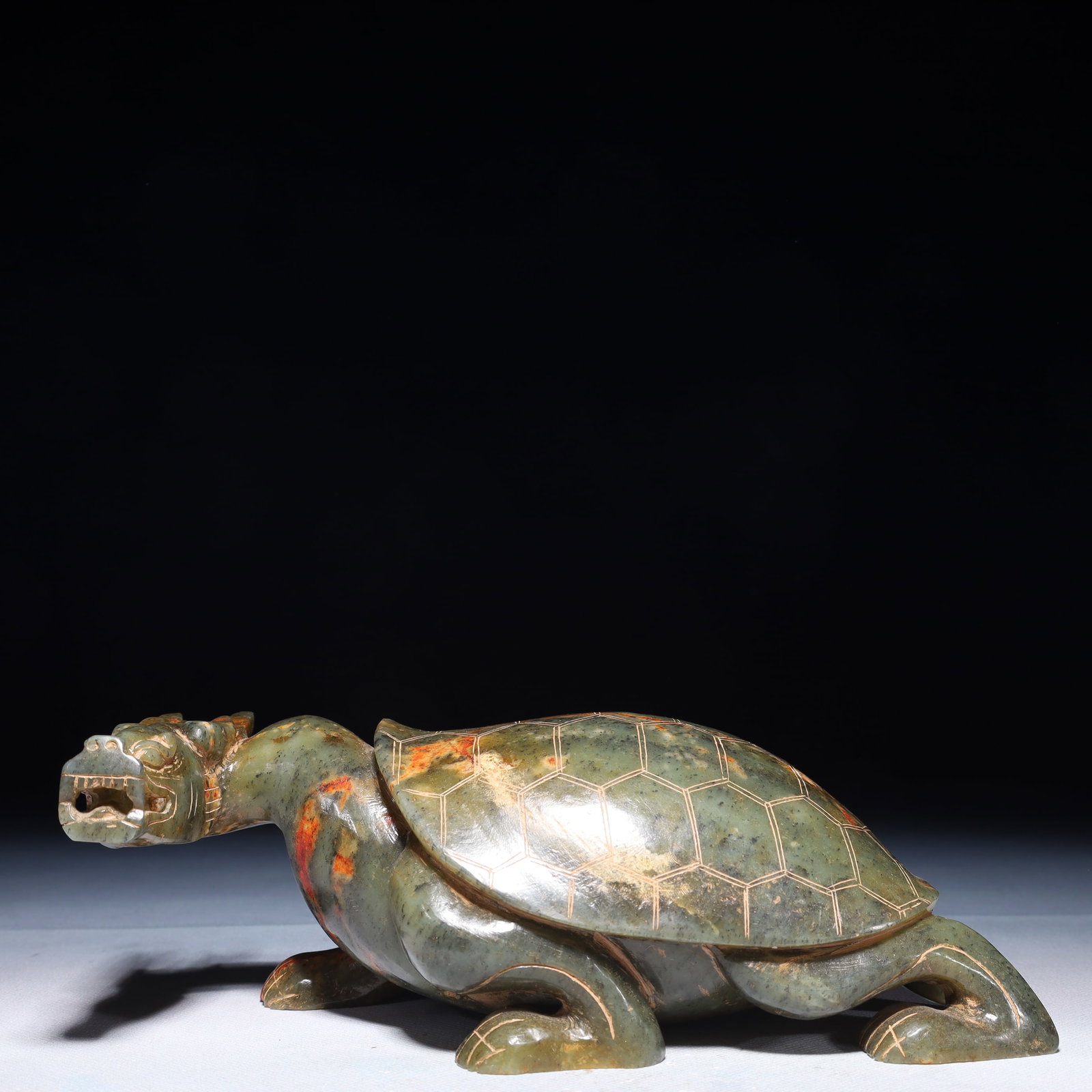 An Exquisite Jasper Dragon Turtle Ornament: An Exquisite Jasper Dragon Turtle Ornament,Qing Dynasty,China,Size:8.7inx3.5inx3.1in,Weight:1950g 碧玉龙龟摆件,中国清代
