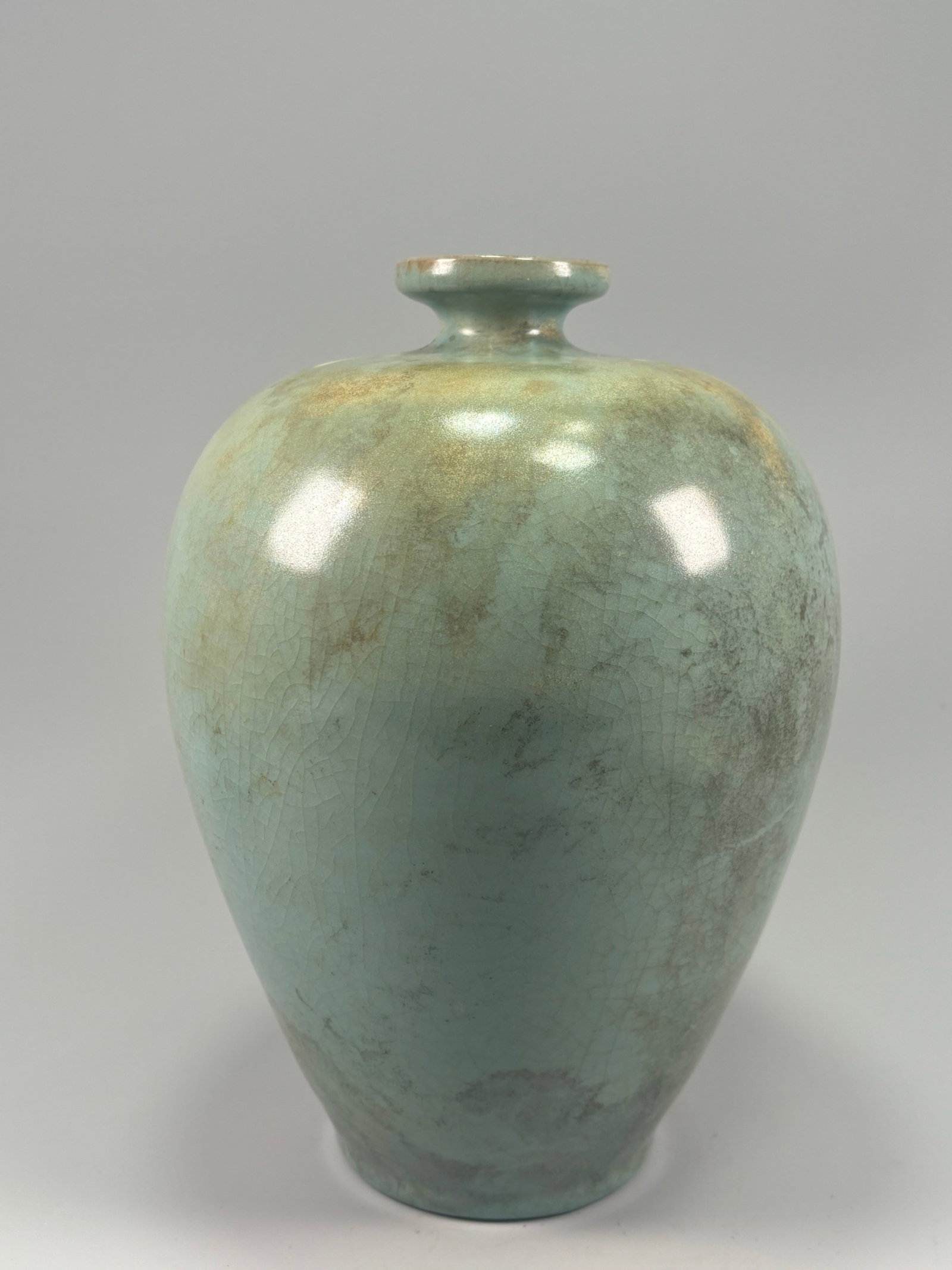 An Exquisite Ru yao Sky Blue Glazed Vase (1 of 9)