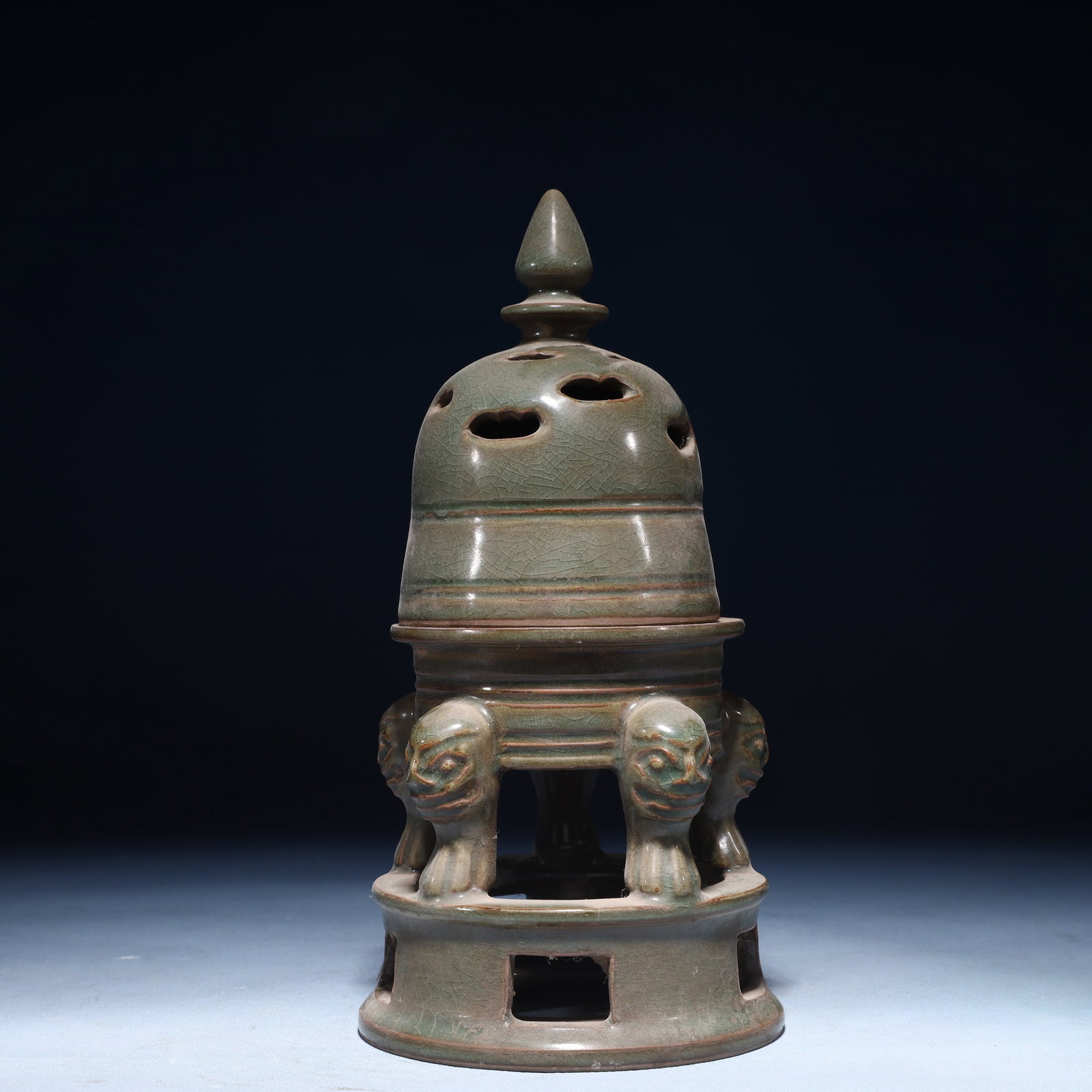 An Exquisite Ru yao Beast Legs Censer: An Exquisite Ru yao Beast Legs Censer Ru yao Beast Legs Censer,Song Dynasty,China,Size:4.3inx8.7in,Weight:600g 汝窑兽足香炉,中国宋代