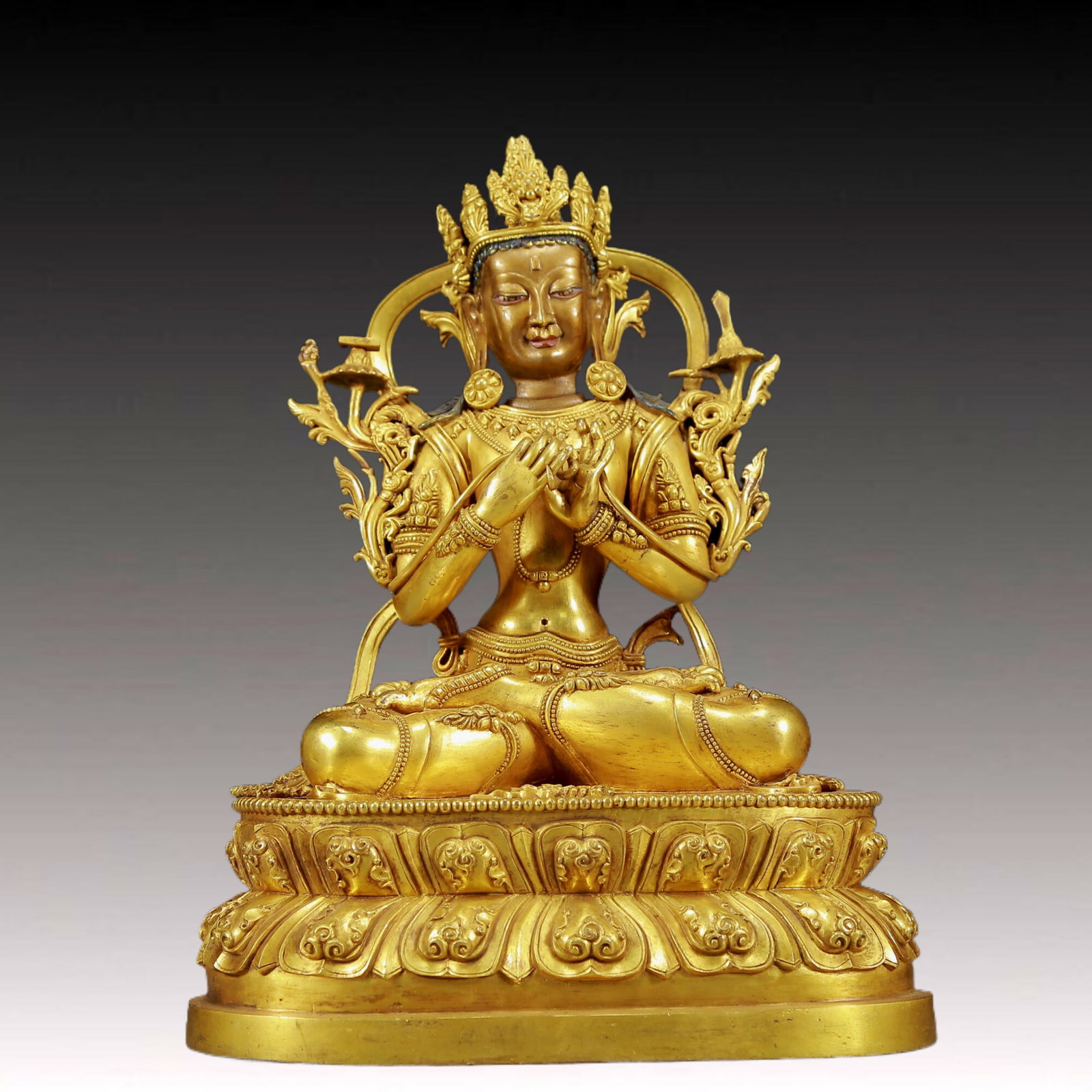 A Solemn Gilt Bronze Statue of Manjusri: A Solemn Gilt Bronze Statue of Manjusri,Ming Dynasty, China,Size:9.4inx5.5inx10.2in,Weight:3670g 铜鎏金文殊菩萨像，明代
