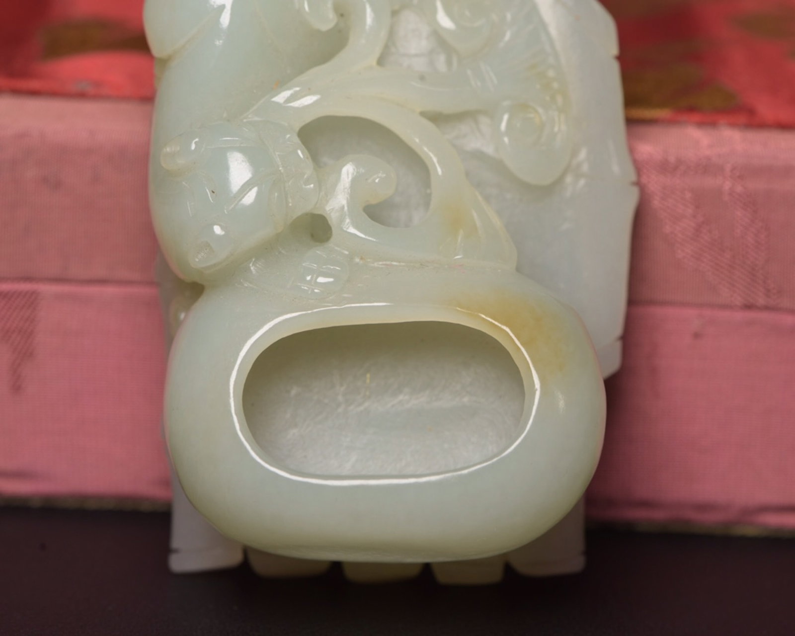 An Exquisite White Jade Beast Pattern Brush Washer - 9