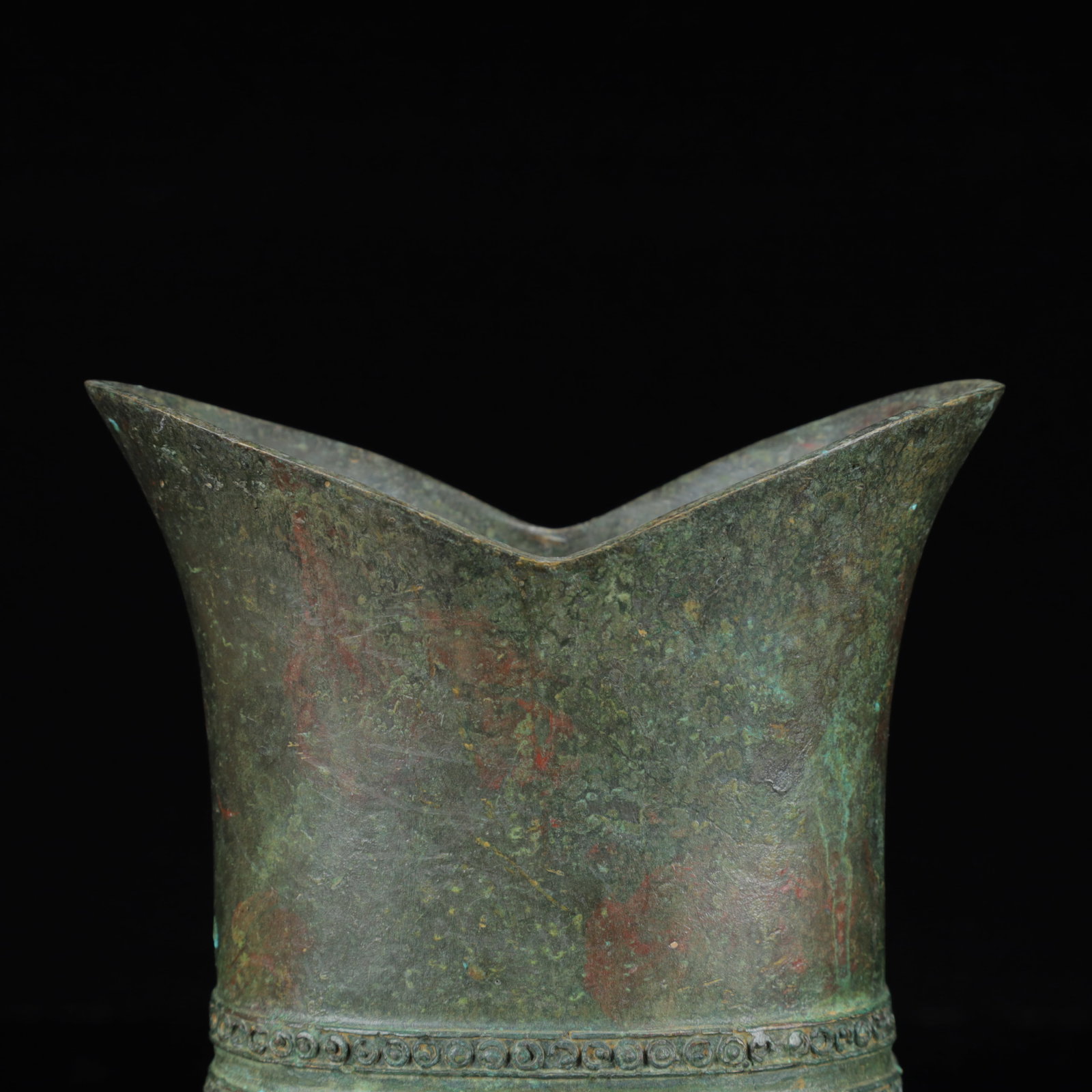 An Archaic Bronze Beast-Face Pattern Libation Cup - 2