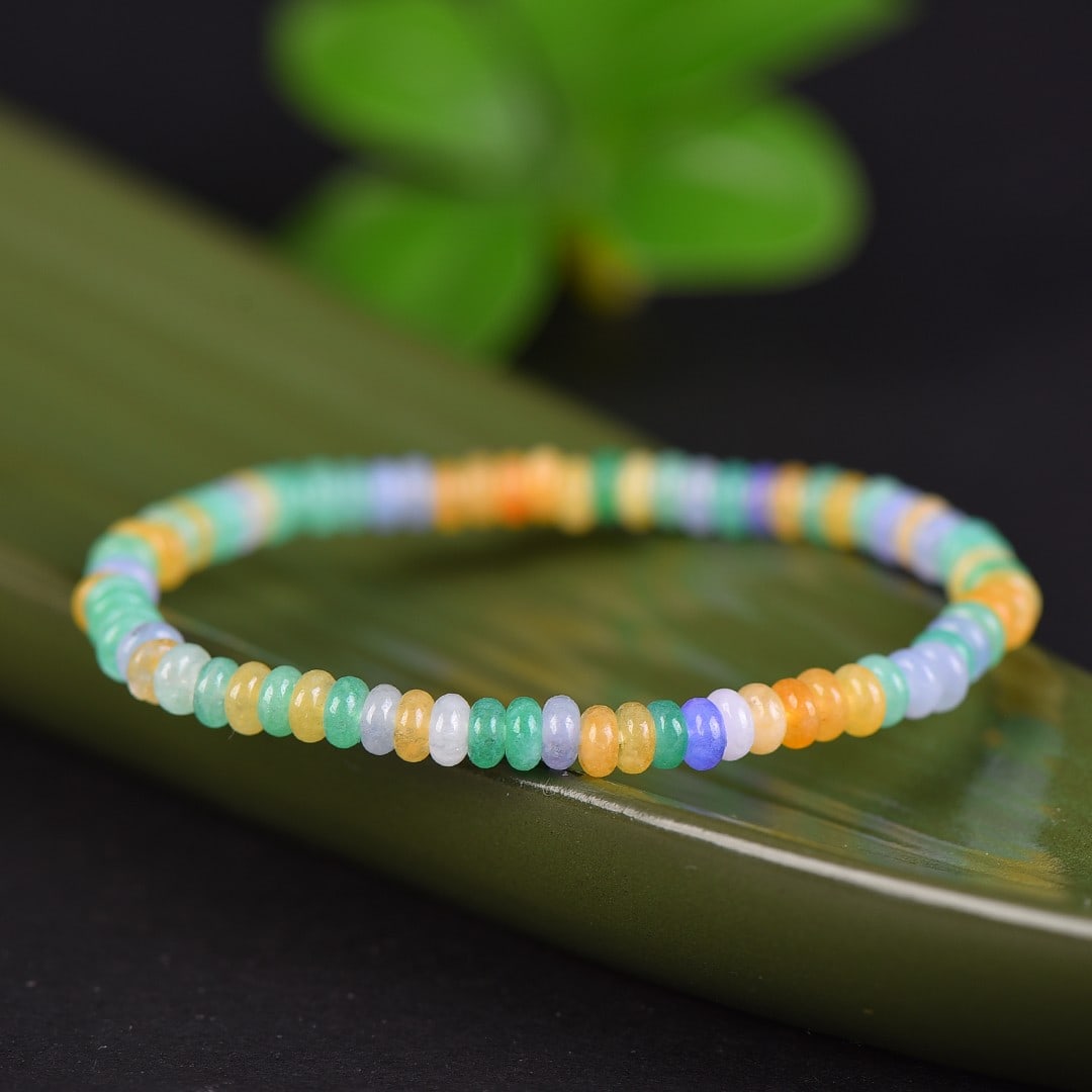 An Exquisite Greenish Jade Bracelets - 3