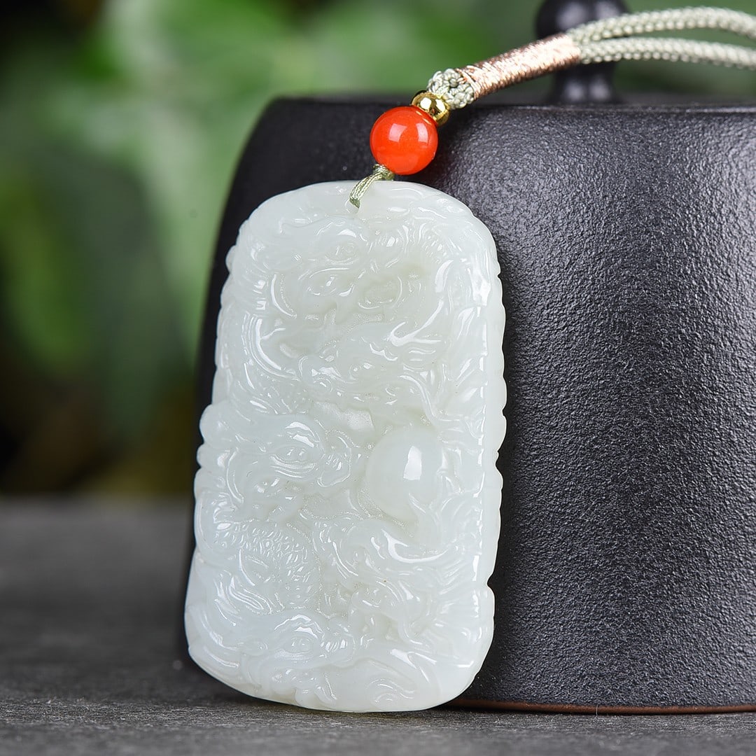 An Exquisite White Jade Dragon Pattern Pendant - 3