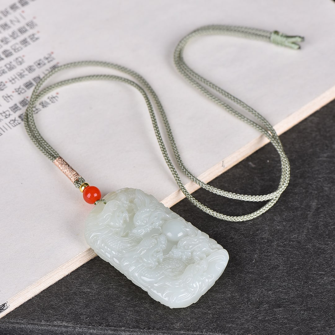 An Exquisite White Jade Dragon Pattern Pendant - 5