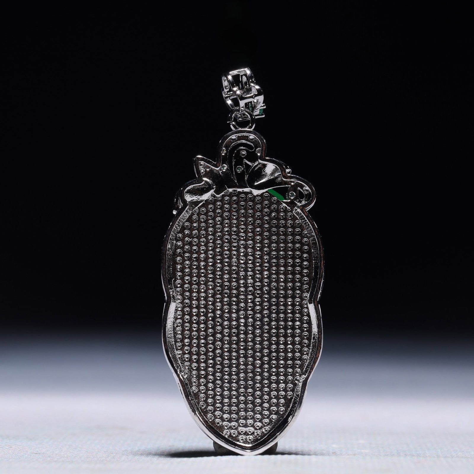 An Exquisite Leaf Pattern Pendant,Inlaid Gems - 4