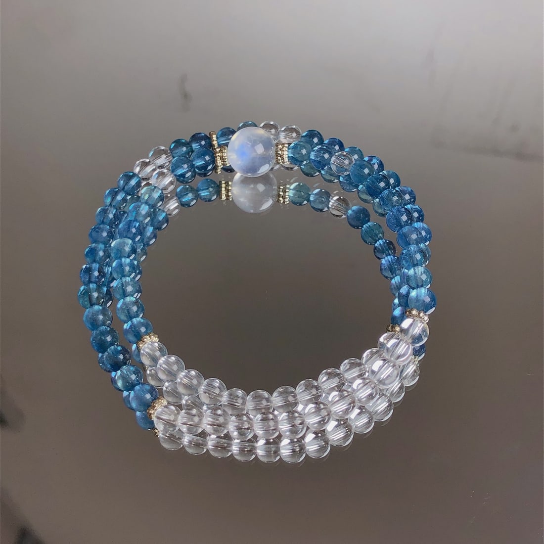 An Exquisite Crystal Bracelet - 6
