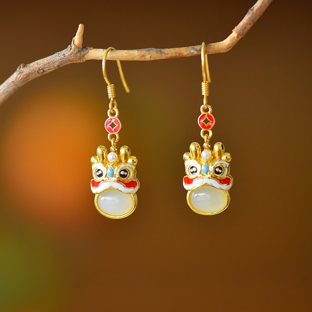 A Pair of Exquisite Sterling Silver-Gold Plated Inlaid White Jade Earrings: A Pair of Exquisite Sterling Silver-Gold Plated Inlaid White Jade Earrings,Size:0.2inx0.3in 一对纯银镀金镶白玉耳环