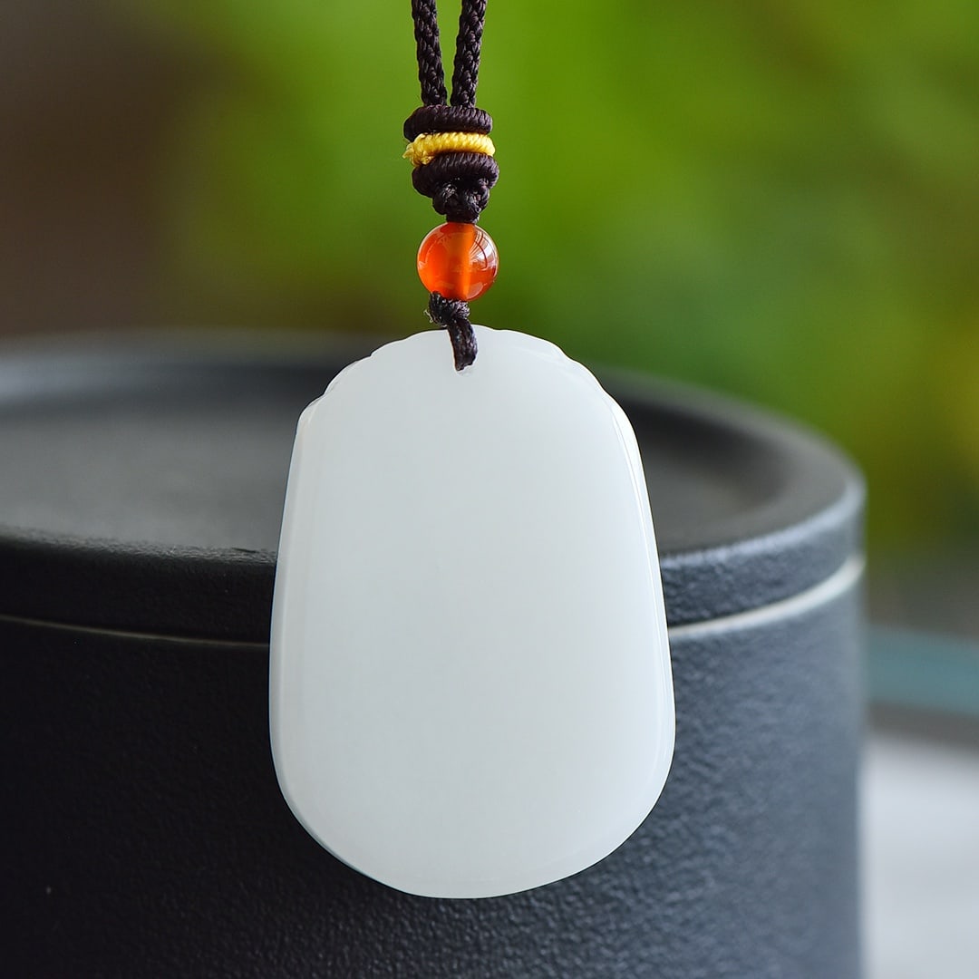 An Exquisite White Jade Dragon Pattern Pendant - 2