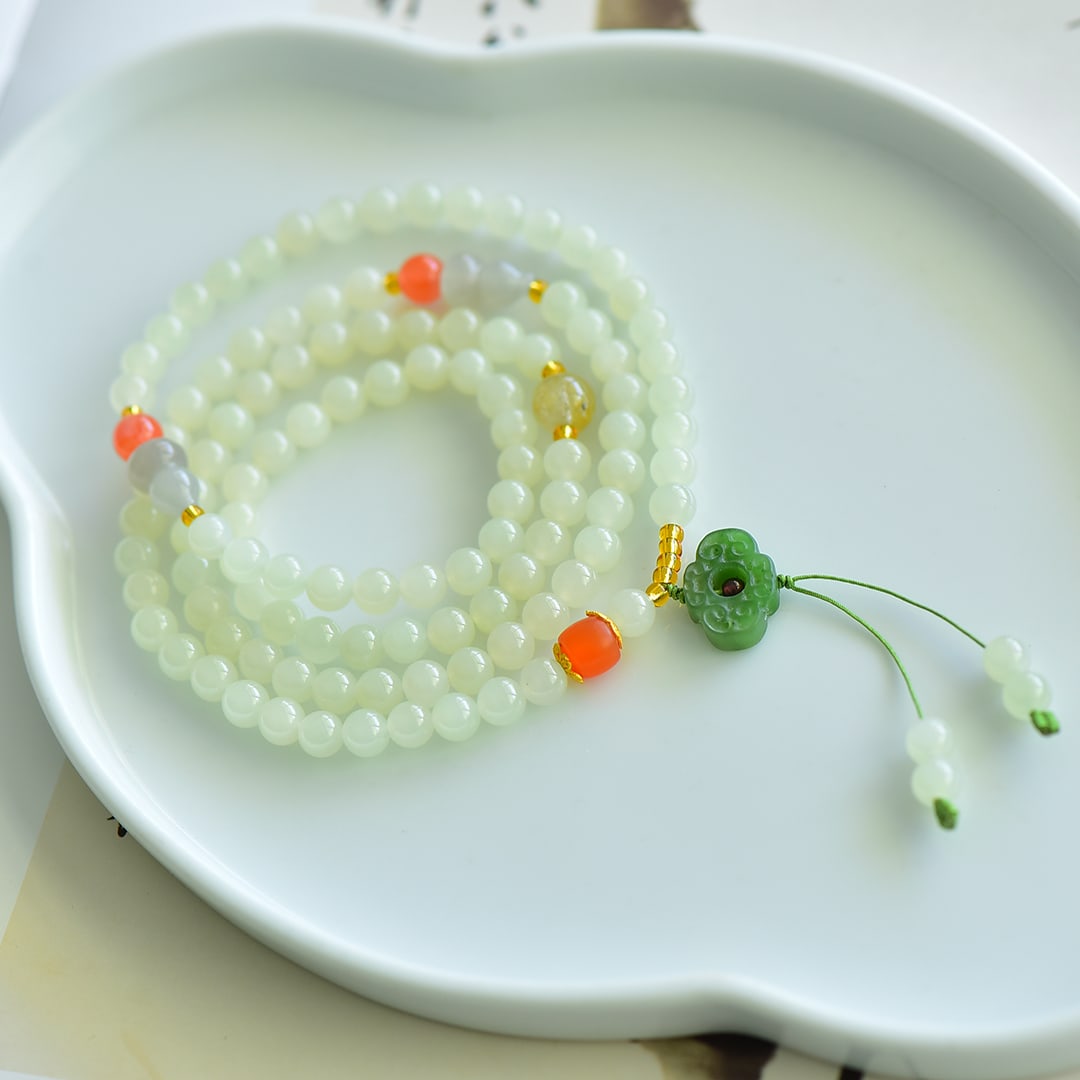 An Exquisite White Jade Bracelets - 2