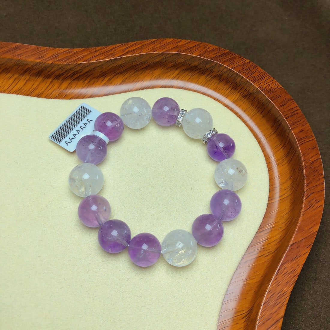An Exquisite Crystal Bracelet: An Exquisite Crystal Bracelet,Size:0.5in,0.6in,Weight:53.8g 水晶手串