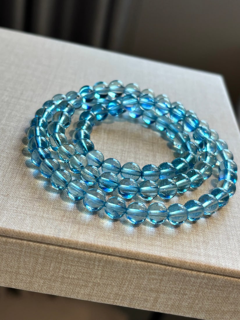 An Exquisite Aquamarine Bracelet: An Exquisite Aquamarine Bracelet,Size:0.3in,Weight:38.6g 海蓝宝手串