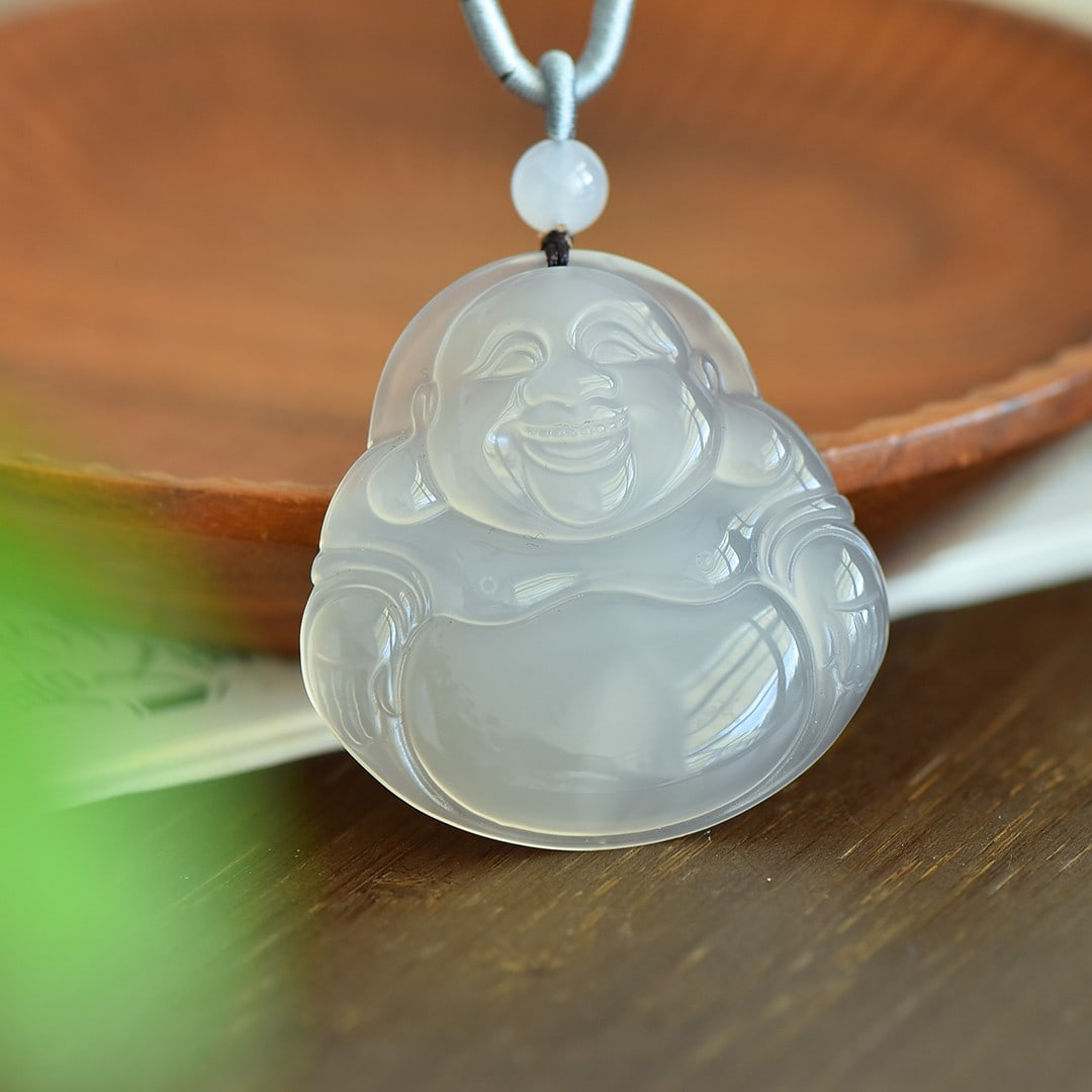 An Exquisite Jadeite Statue of Maitreya Buddha Pendant: An Exquisite Jadeite Statue of Maitreya Buddha Pendant,Size:2inx2in 翡翠弥勒佛挂件
