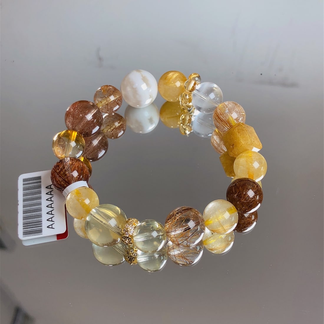 An Exquisite Crystal Bracelet - 2