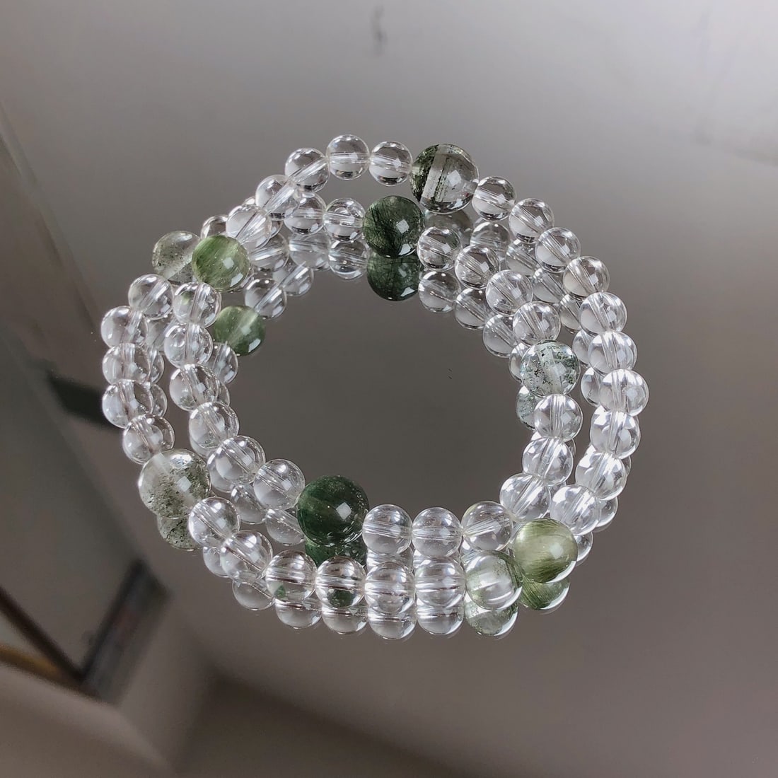 An Exquisite Crystal Bracelet - 2