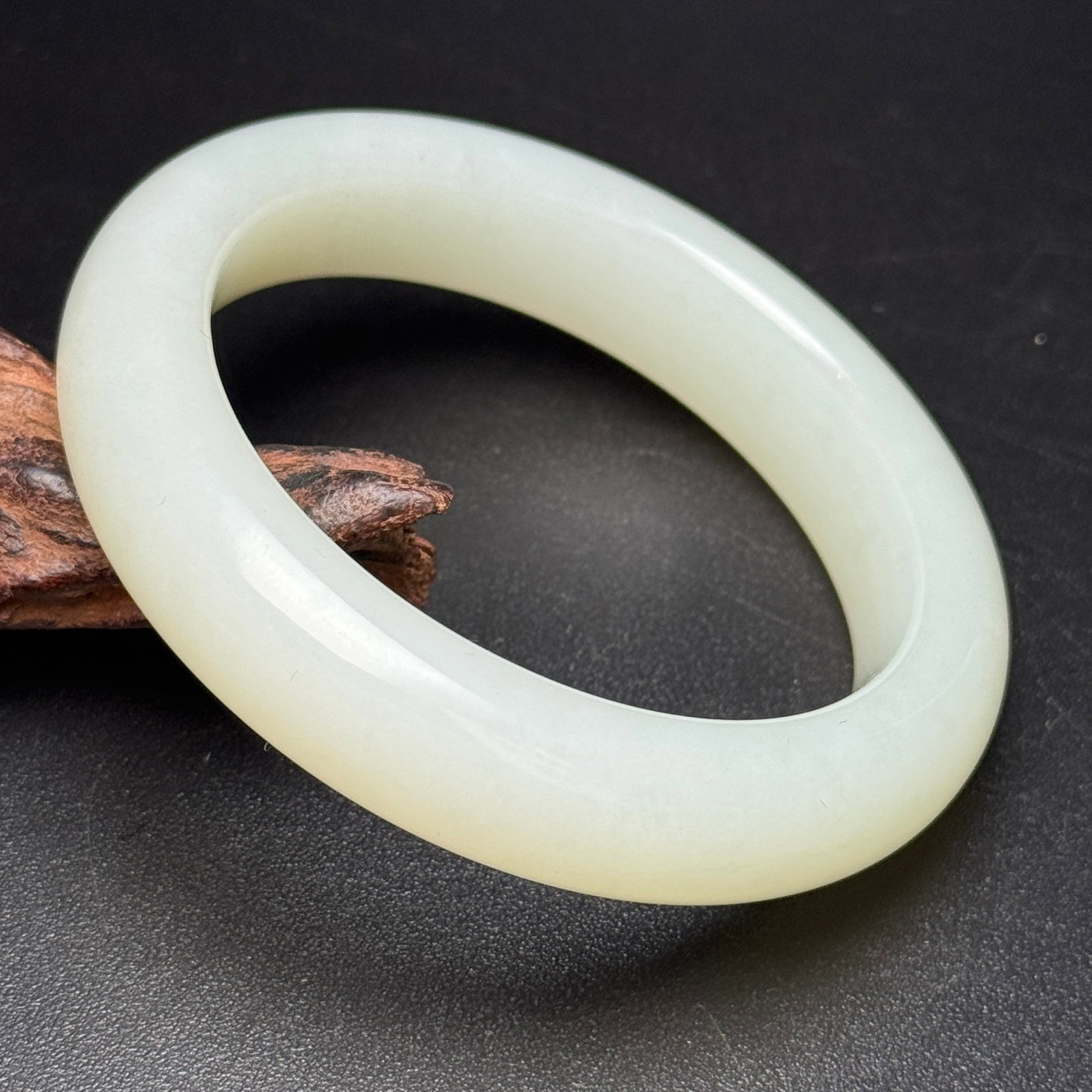 An Exquisite White Jade Bracelets - 3
