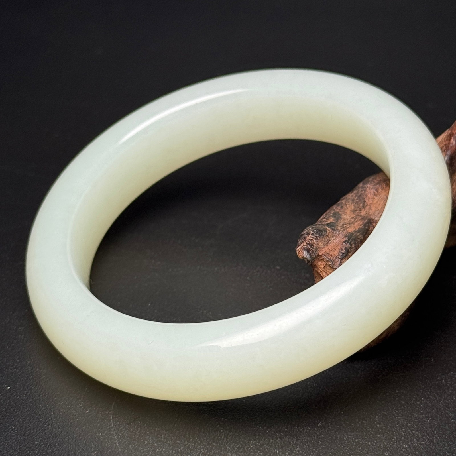 An Exquisite White Jade Bracelets - 4