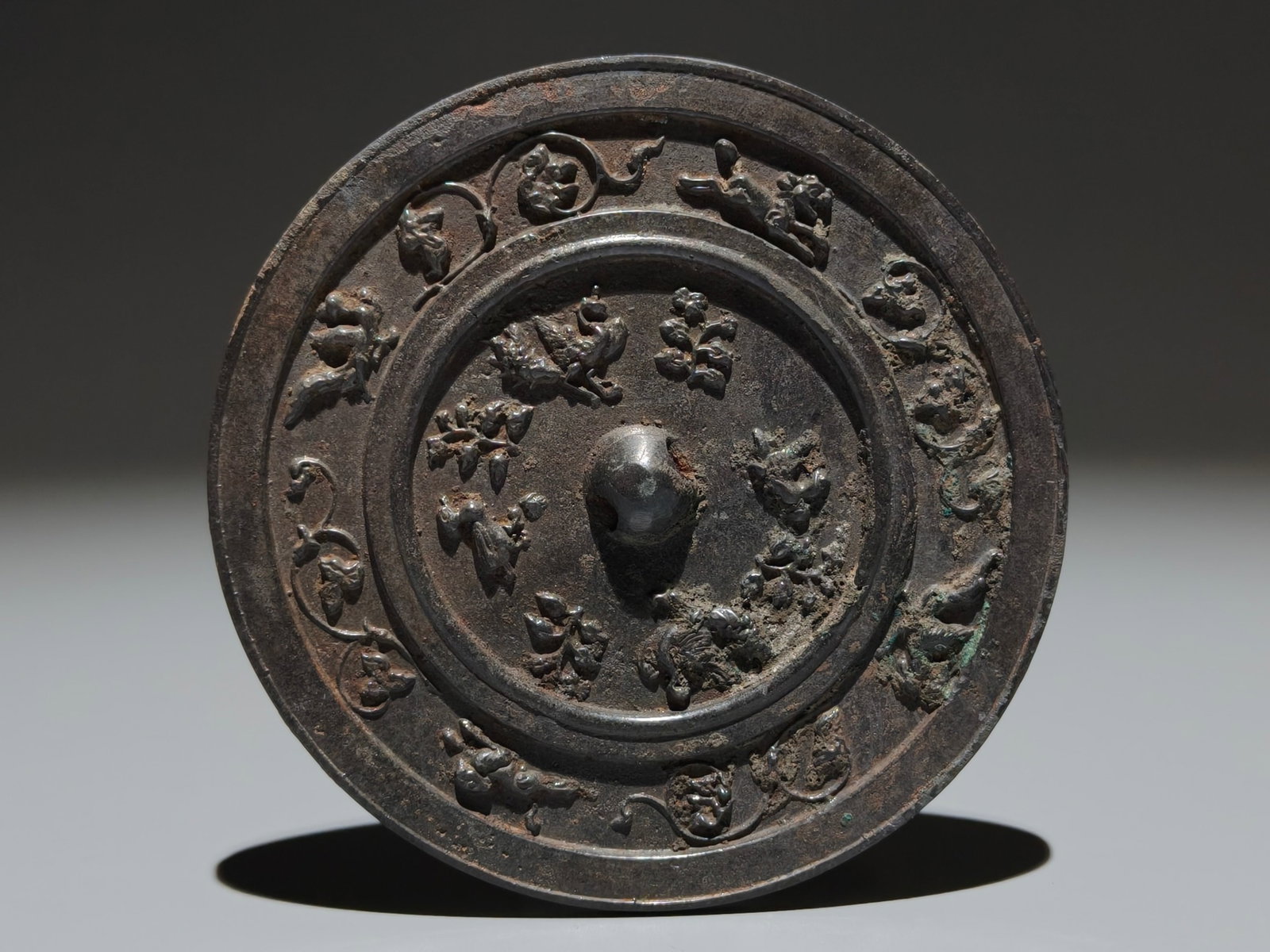 An Archaic Bronze Flower Pattern Mirror - 2