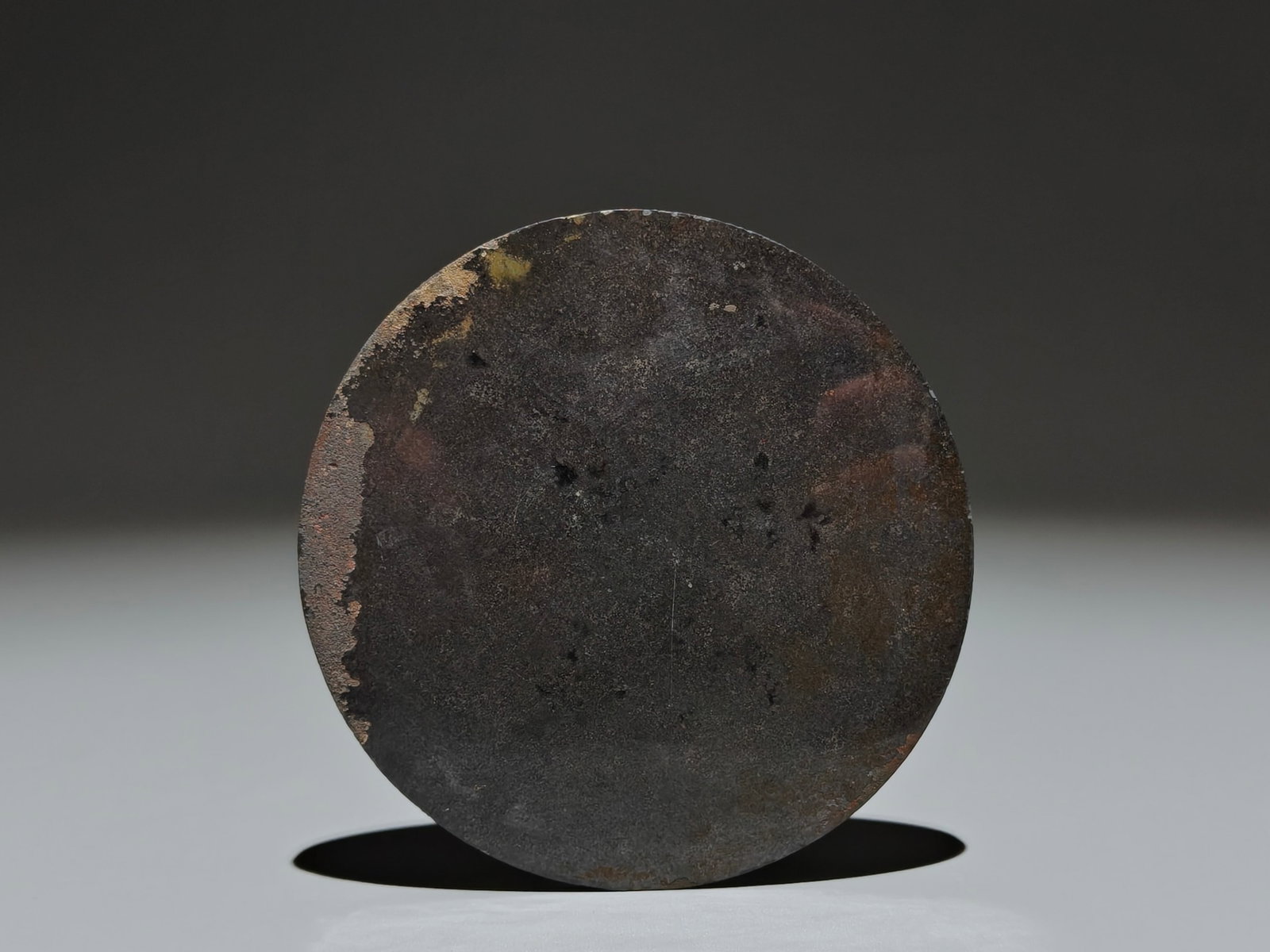 An Archaic Bronze Flower Pattern Mirror - 7