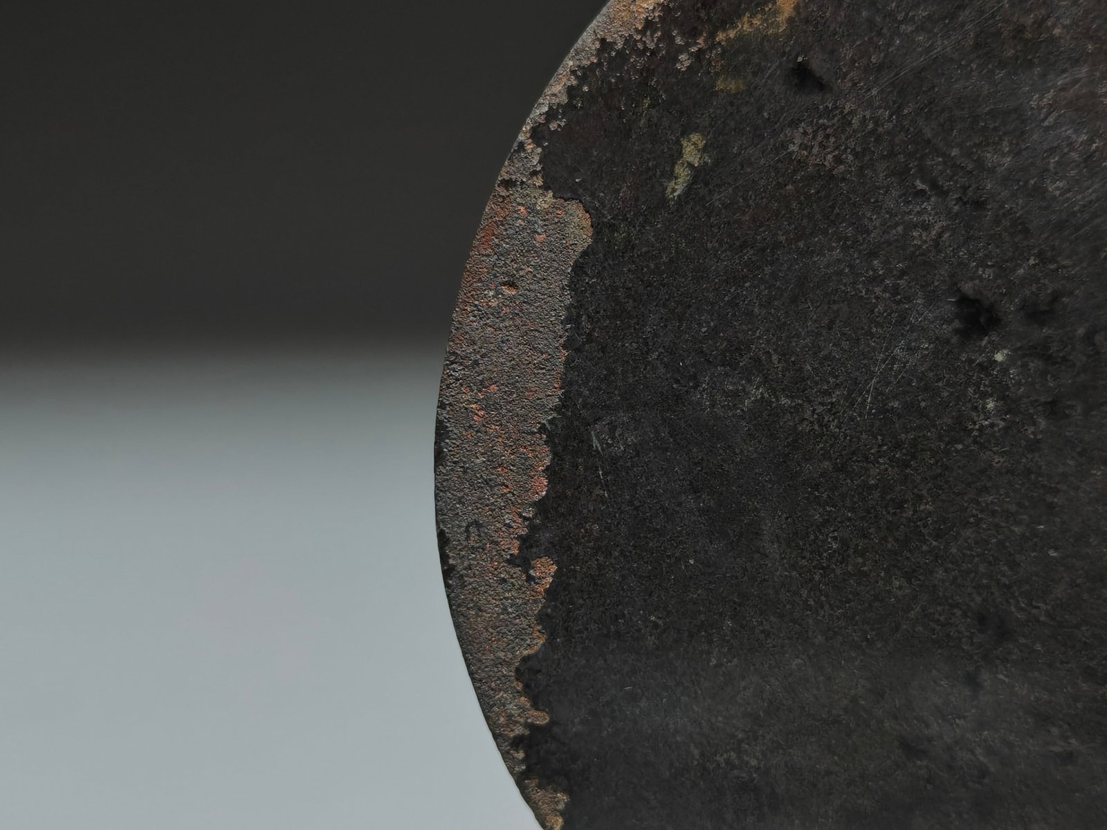 An Archaic Bronze Flower Pattern Mirror - 8