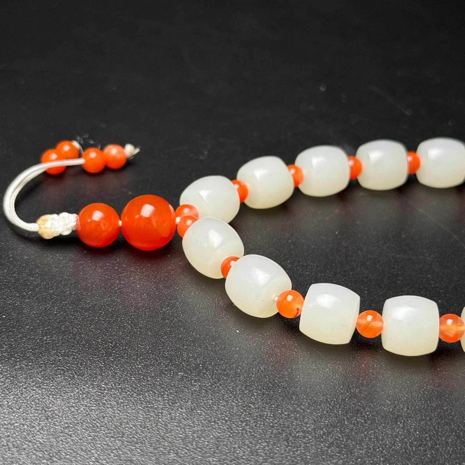 An Exquisite White Jade Bracelets - 4