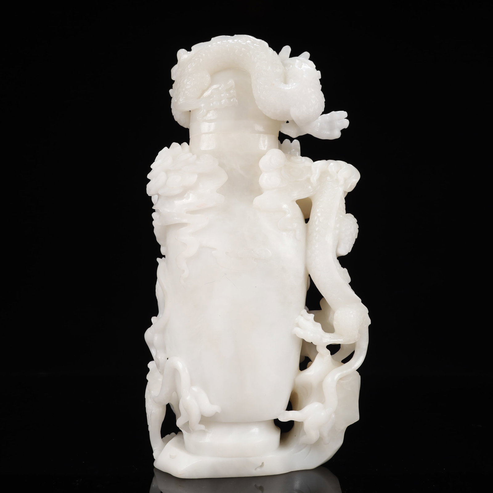 A Rare White Jade Auspicious Cloud and Dragon Pattern Bottle - 10