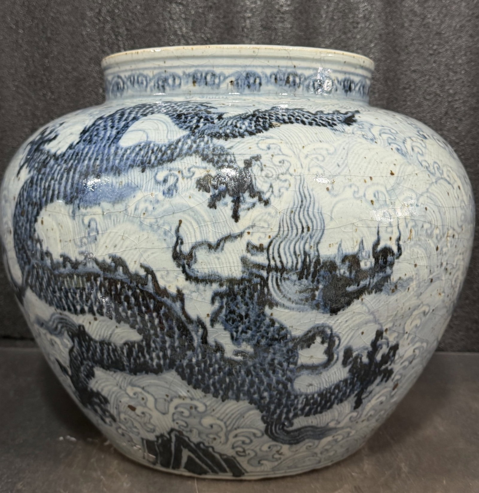 A Huge Blue and White Seawater and Dragon Pattern Vase: A Huge Blue and White Seawater and Dragon Pattern Vase,Qing Dynasty,China,Size:13.4inx16.3in 青花海水龙纹瓶,中国清代
