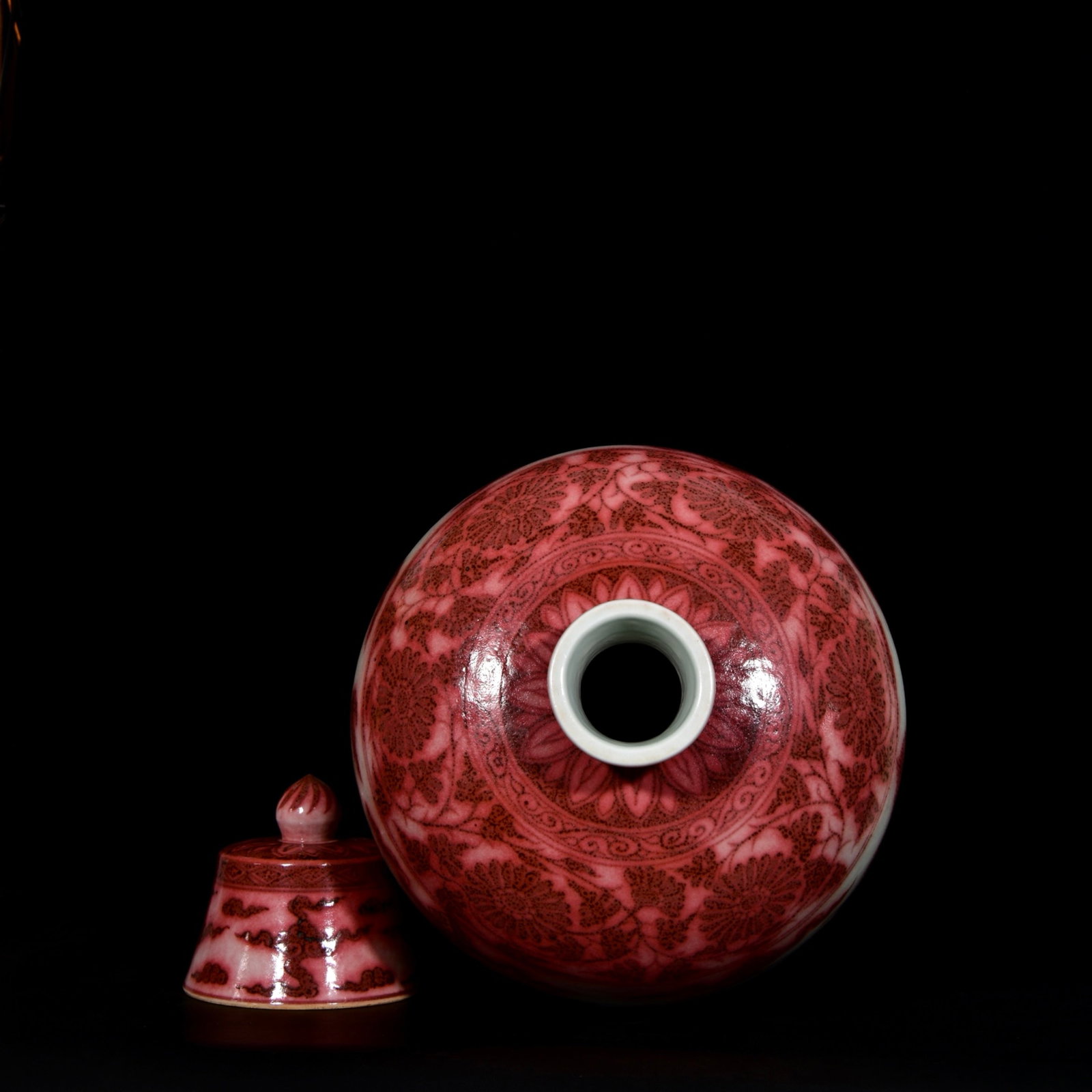 A Huge Underglaze-Red Auspicious Cloud and Dragon Pattern Bottle - 8