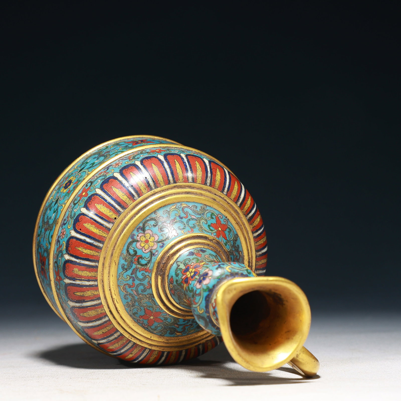An Exquisite Cloisonne Lotus Pattern Pot - 9