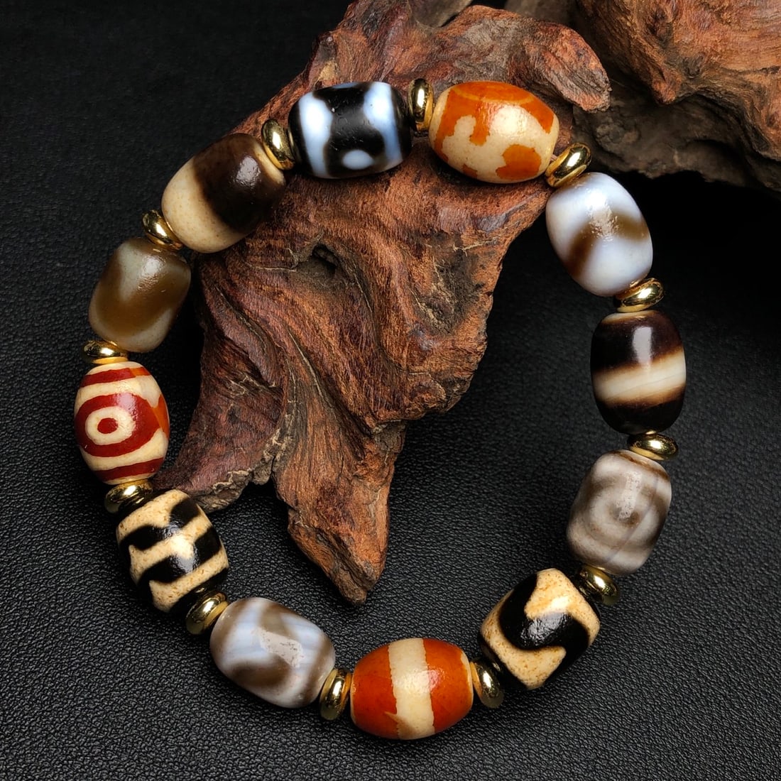 An Exquisite Multi-Gem Dzi Bead Bracelets - 2