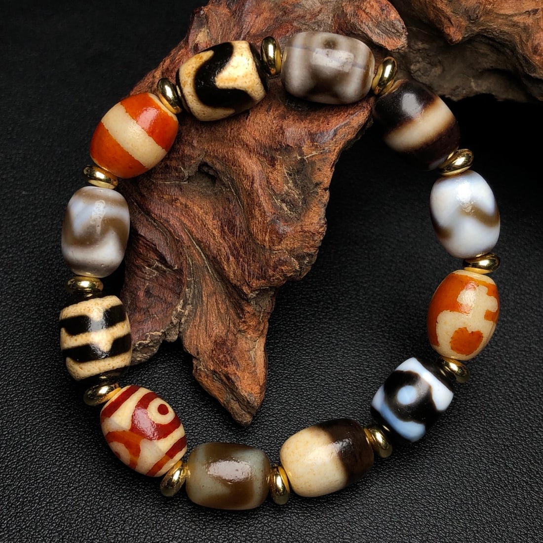 An Exquisite Multi-Gem Dzi Bead Bracelets - 5