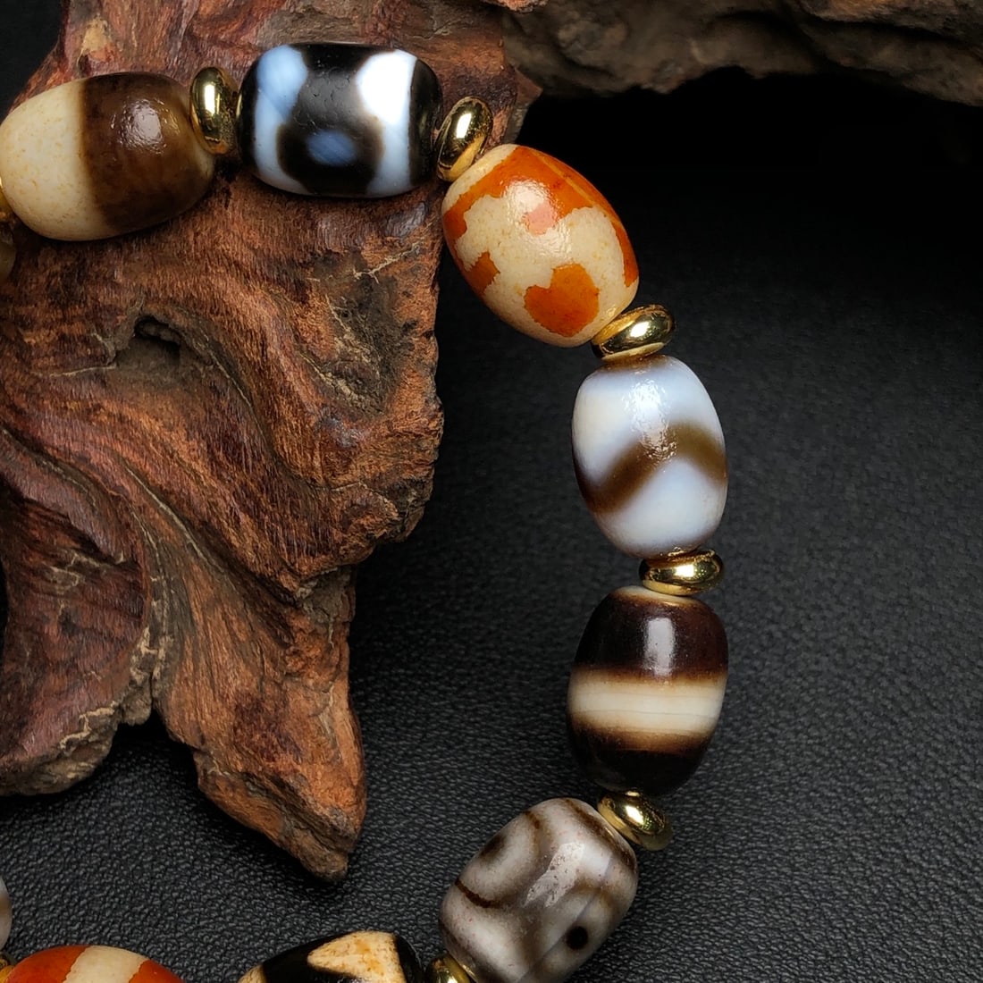 An Exquisite Multi-Gem Dzi Bead Bracelets - 6