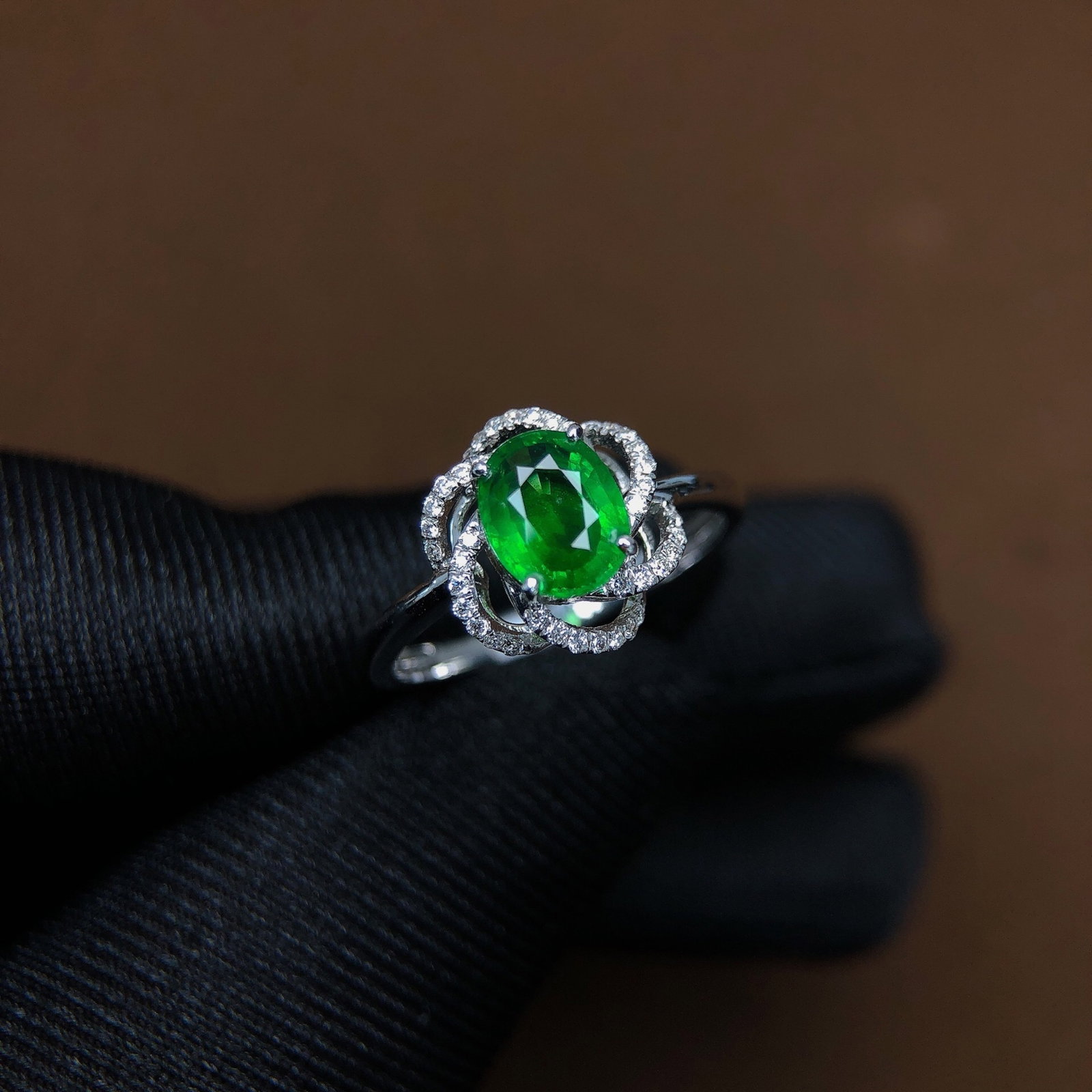 1.5Ctw Natural Emerald Ring - 6